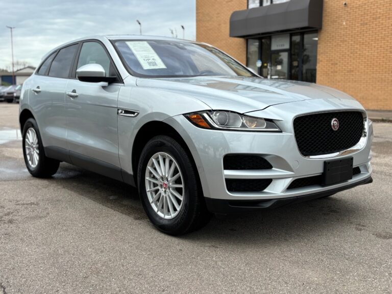 2017 JAGUAR XE XE used vehicle for sale in Houston