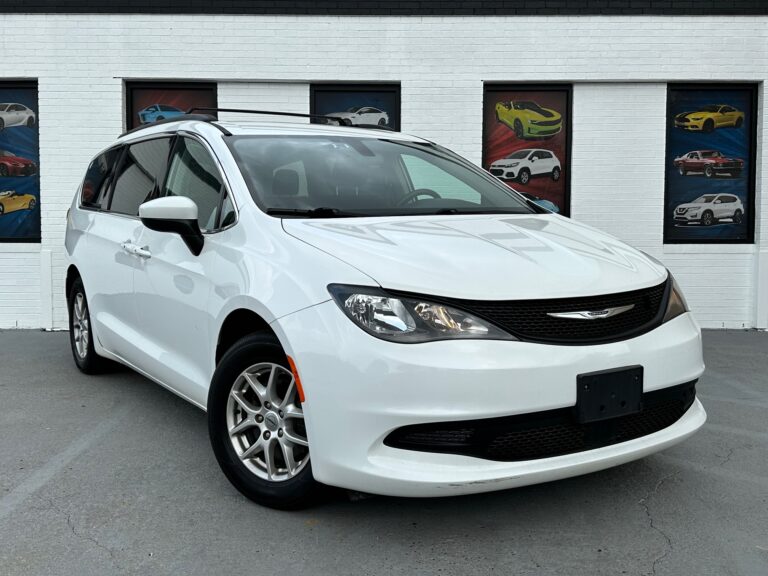 2017 CHRYSLER PACIFICA TOURING L PLUS used vehicle for sale in Houston