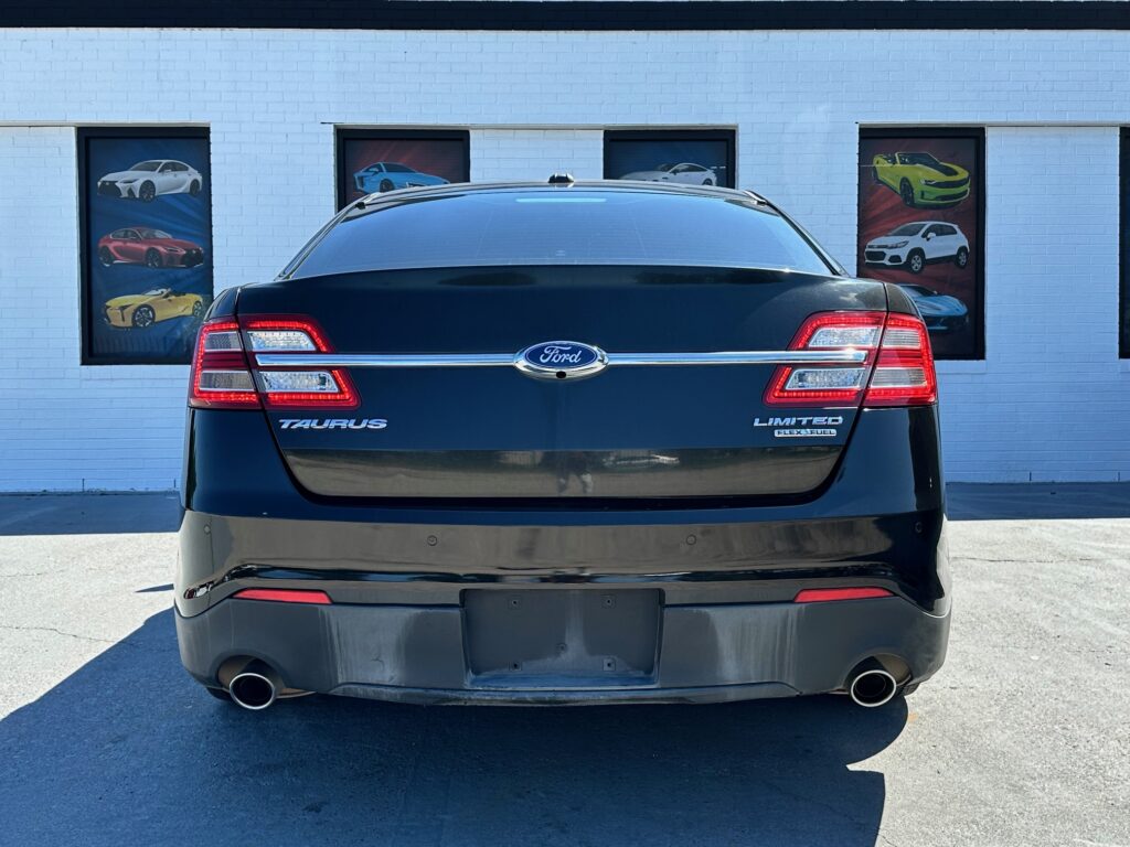 2015 FORD TAURUS LIMITED used vehicle for sale in Houston