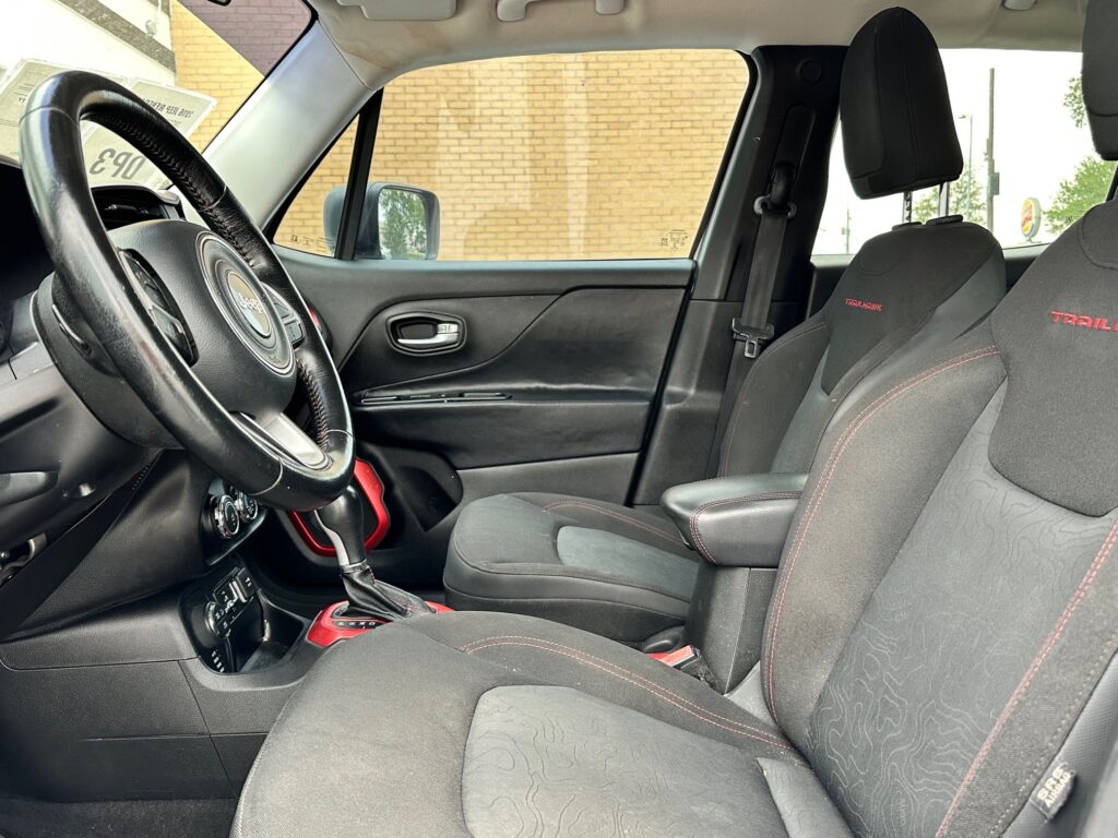 2016 JEEP RENEGADE TRAILHAWK used vehicle for sale in Houston