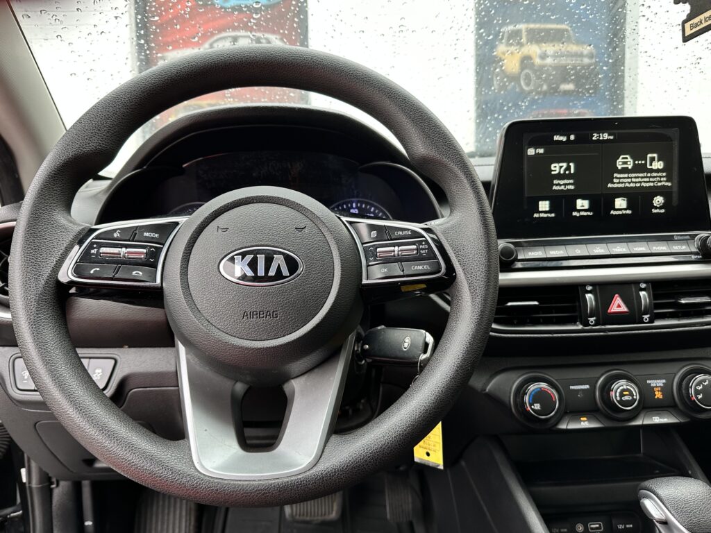 2021 KIA FORTE FE used vehicle for sale in Houston