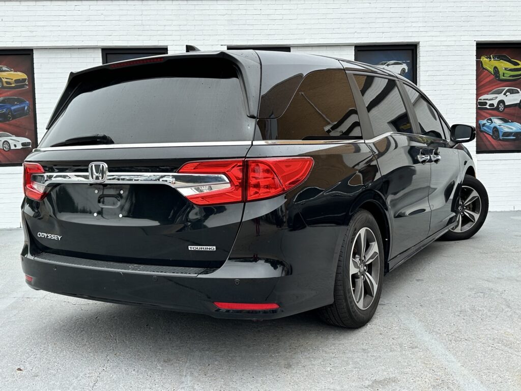 2019 HONDA ODYSSEY TOURING used vehicle for sale in Houston