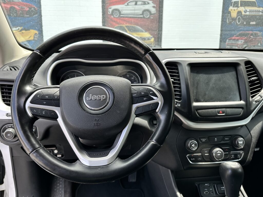 2018 JEEP CHEROKEE LATITUDE PLUS used vehicle for sale in Houston