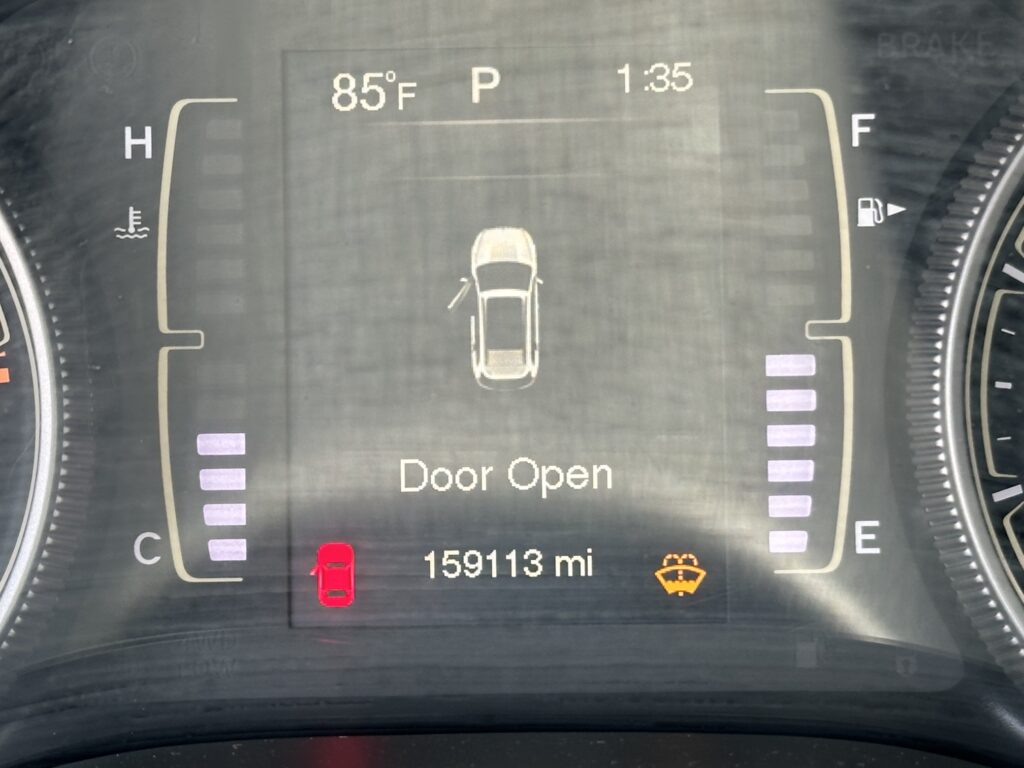 2018 JEEP CHEROKEE LATITUDE PLUS used vehicle for sale in Houston