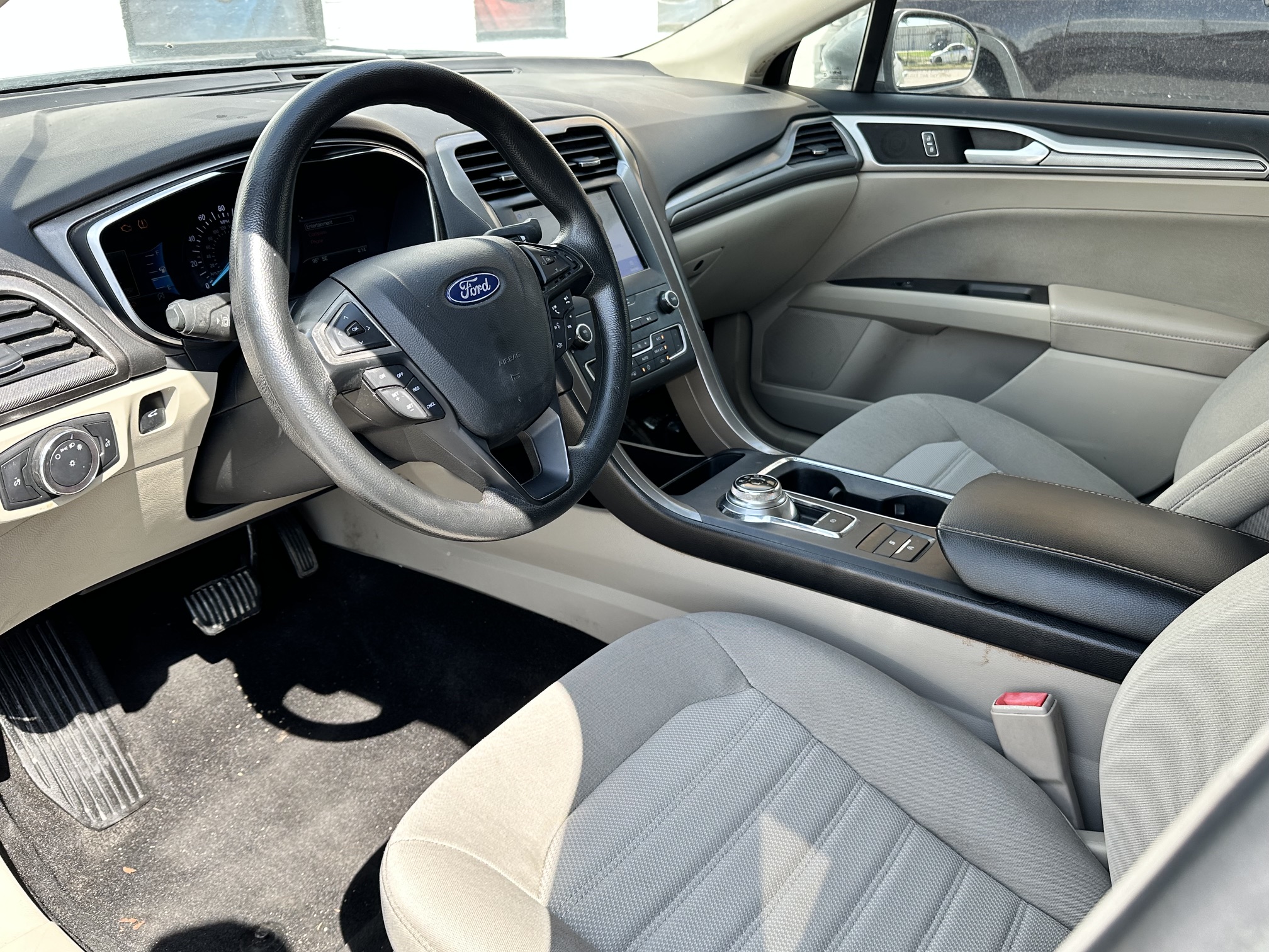 2020 FORD FUSION SE used vehicle for sale in Houston