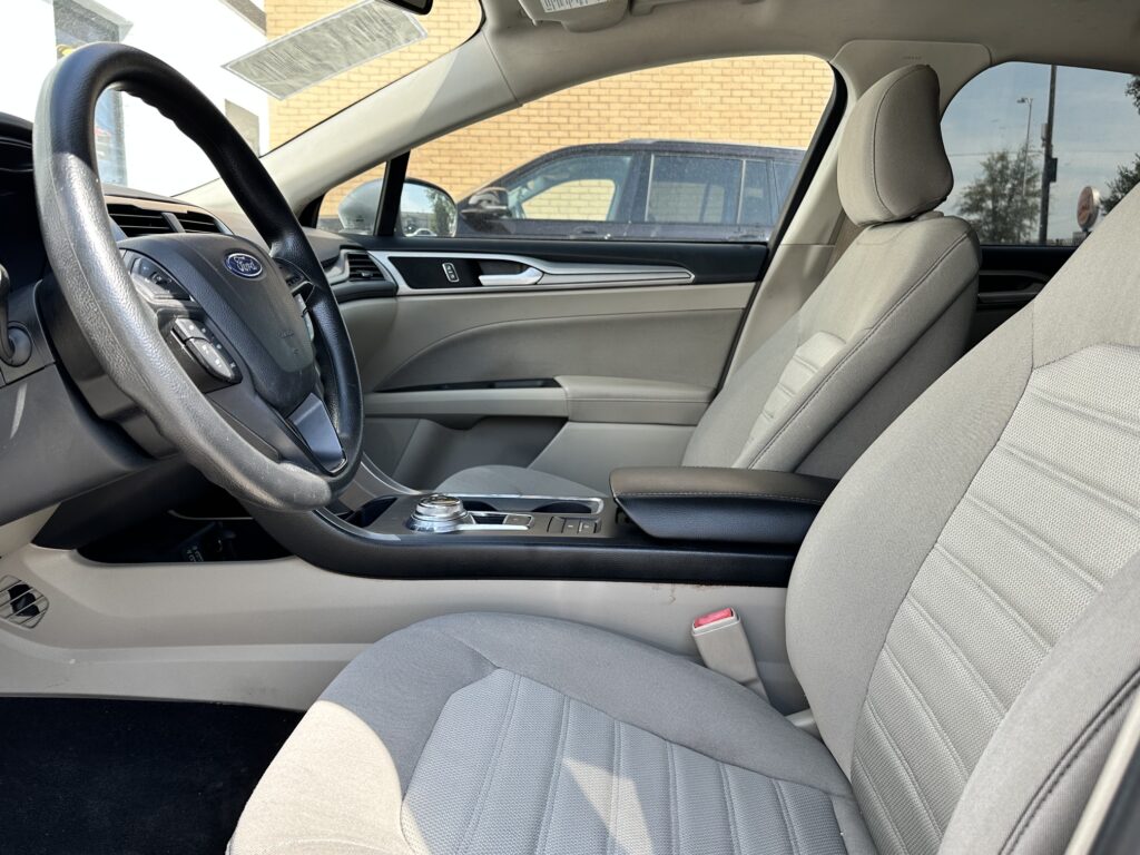 2020 FORD FUSION SE used vehicle for sale in Houston