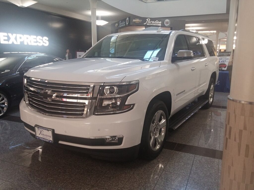Representative stock photo of 2018 CHEVROLET SUBURBAN, front exterior view