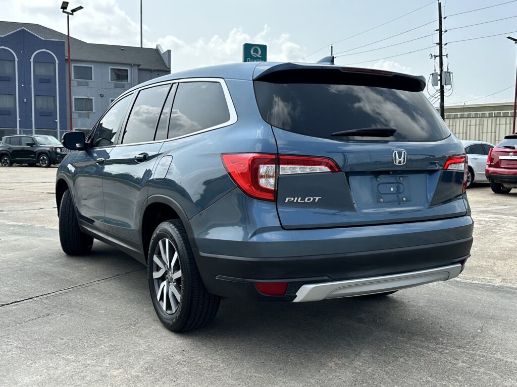 2019 FORD F-150 LARIAT used vehicle for sale in Houston