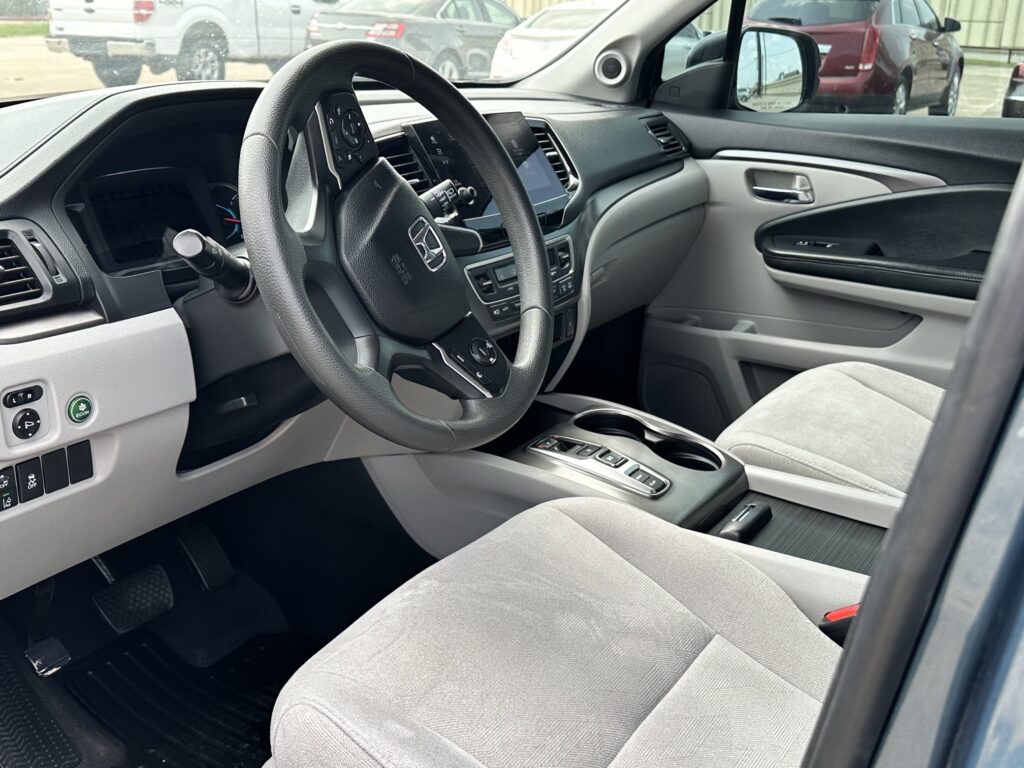 2021 HONDA PILOT EX used vehicle for sale in Houston