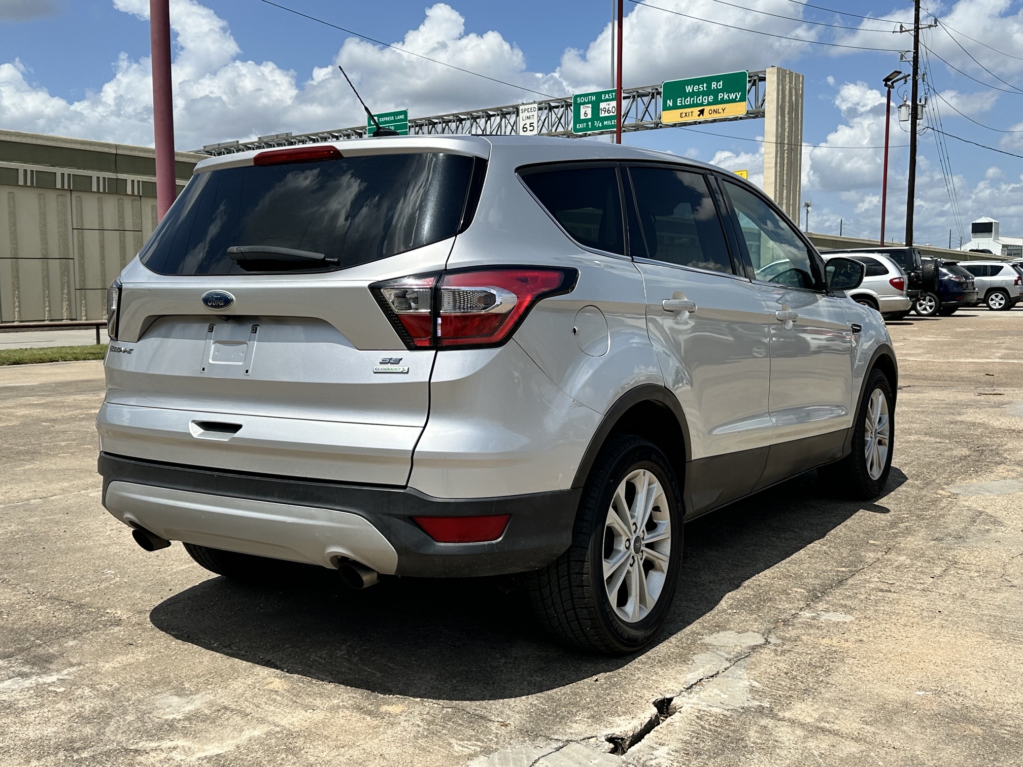 2017 FORD ESCAPE SE used vehicle for sale in Houston