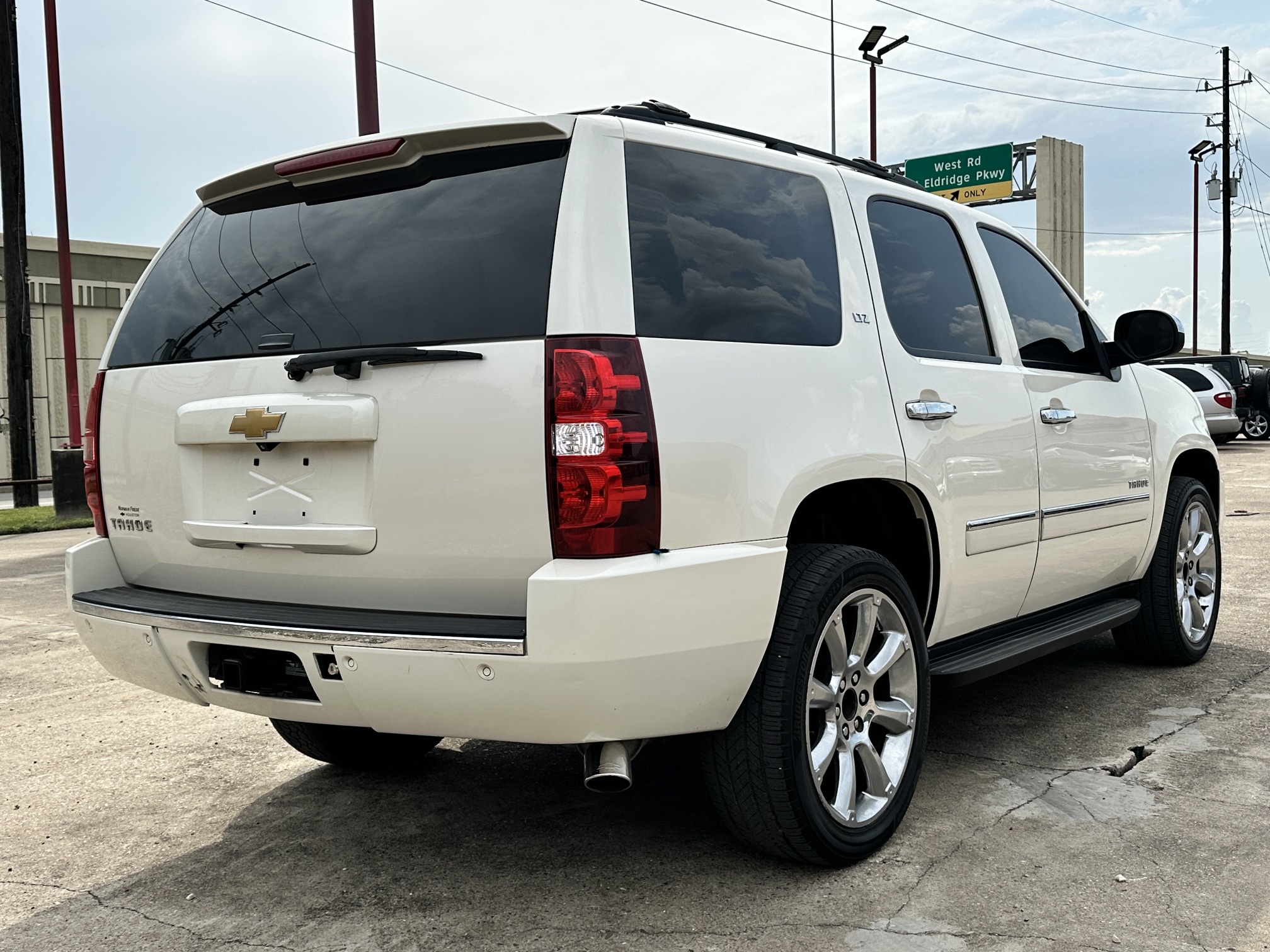 2014 CHEVY TAHOE LTZ used vehicle for sale in Houston