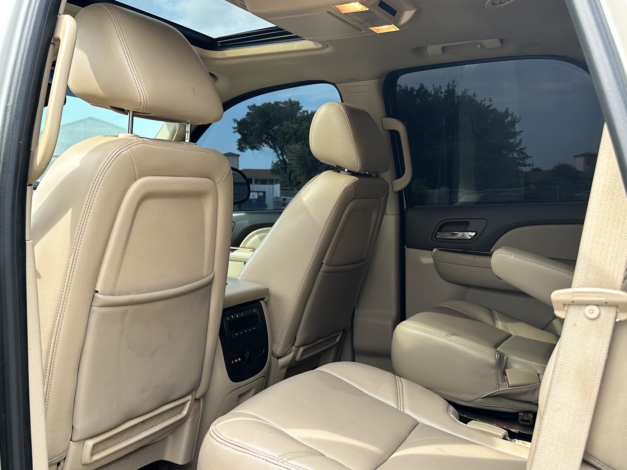 2014 CHEVY TAHOE LTZ used vehicle for sale in Houston