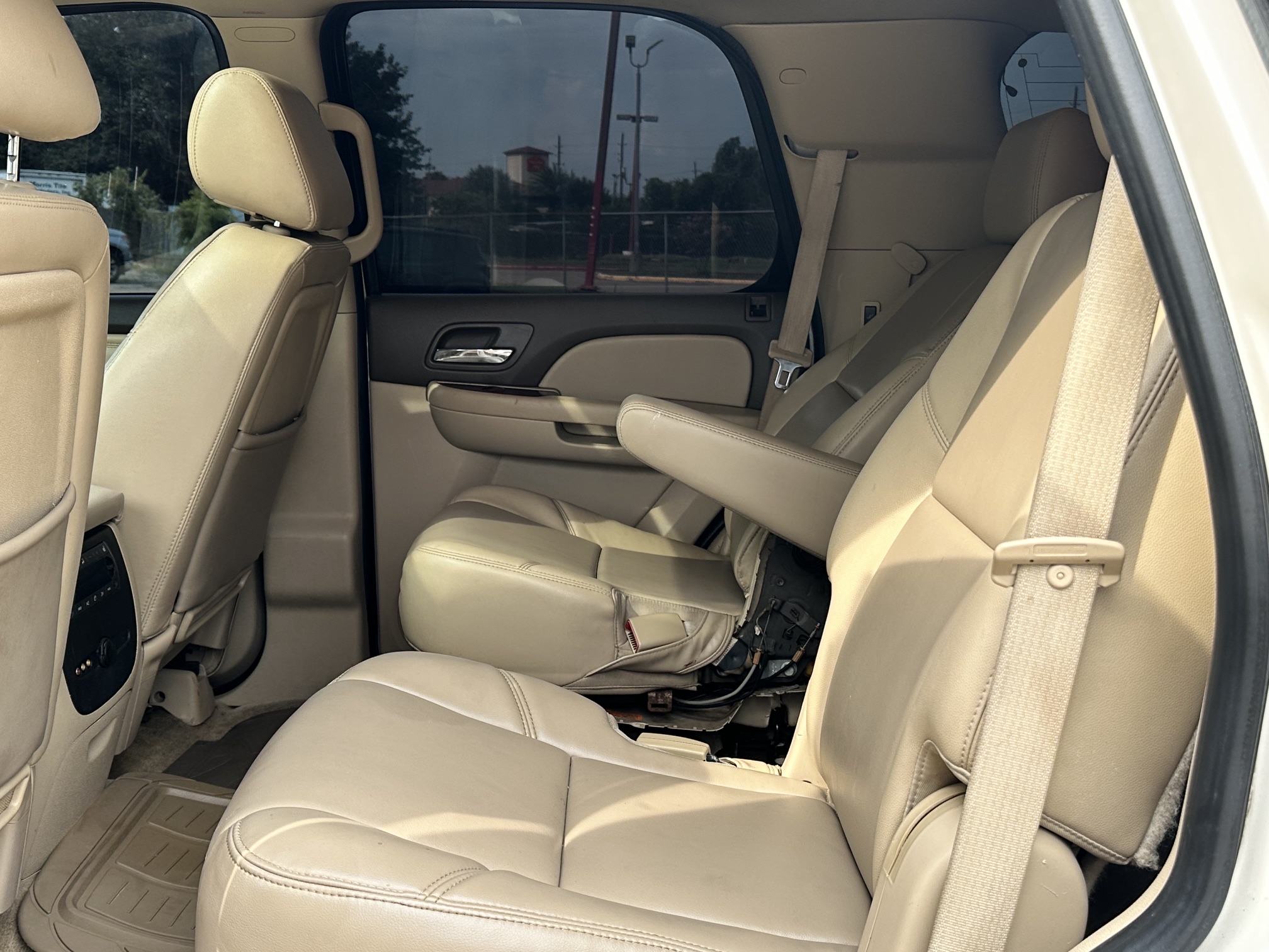 2014 CHEVY TAHOE LTZ used vehicle for sale in Houston