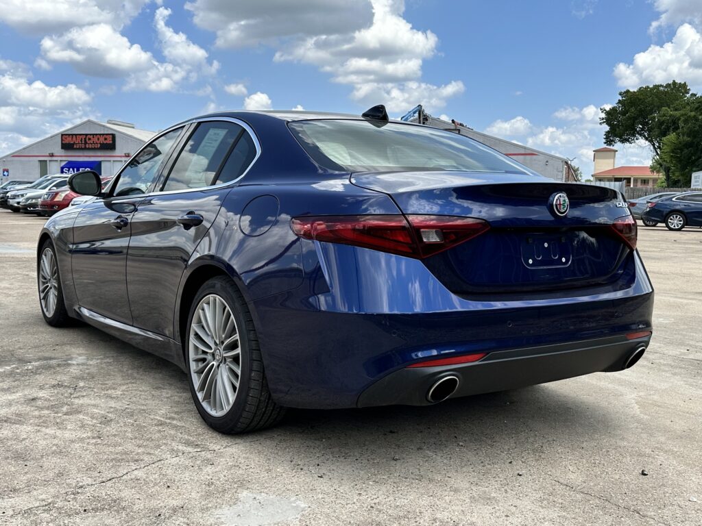 2017 ALFA ROMEO GIULIA used vehicle for sale in Houston