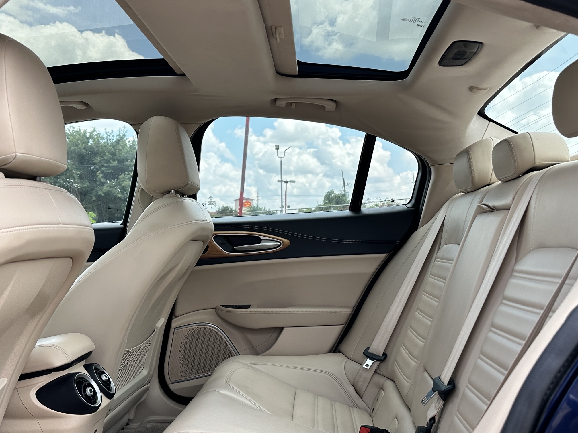 2017 ALFA ROMEO GIULIA used vehicle for sale in Houston
