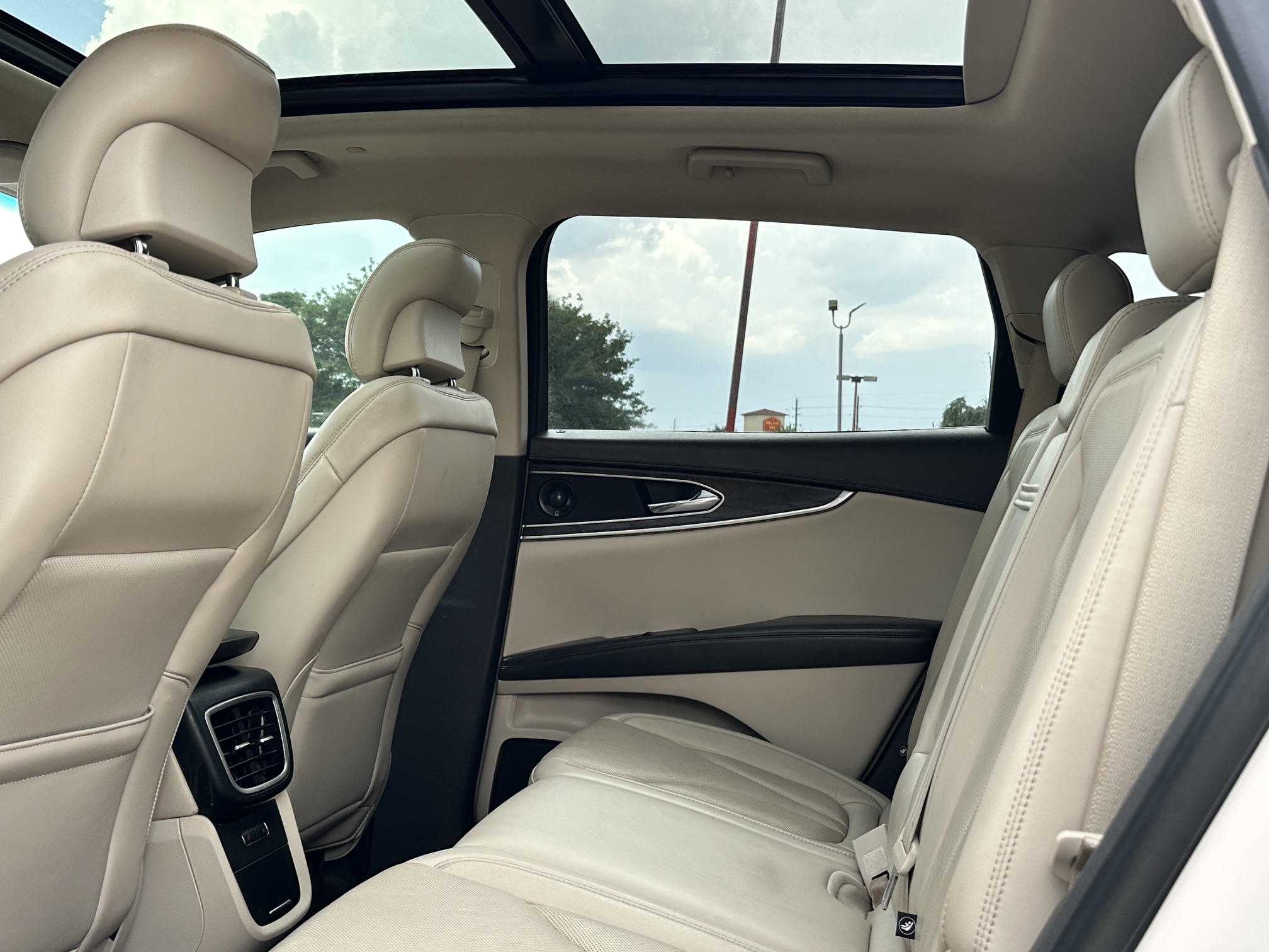 2019 LINCOLN NAUTILUS 2.0T used vehicle for sale in Houston