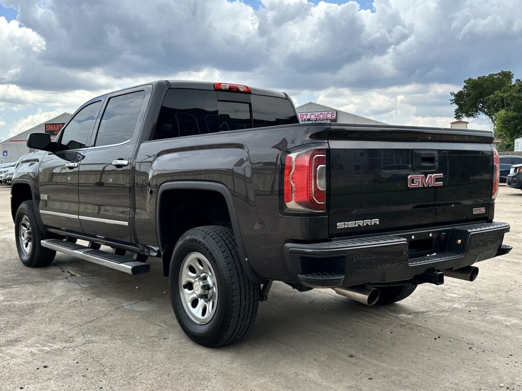 2017 GMC SIERRA used vehicle for sale in Houston