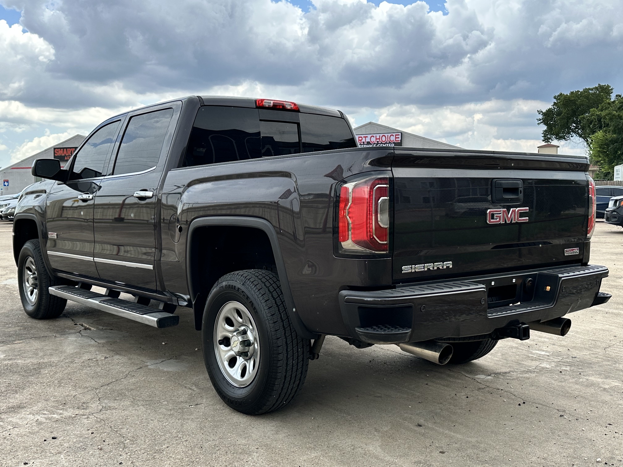 2017 GMC SIERRA used vehicle for sale in Houston