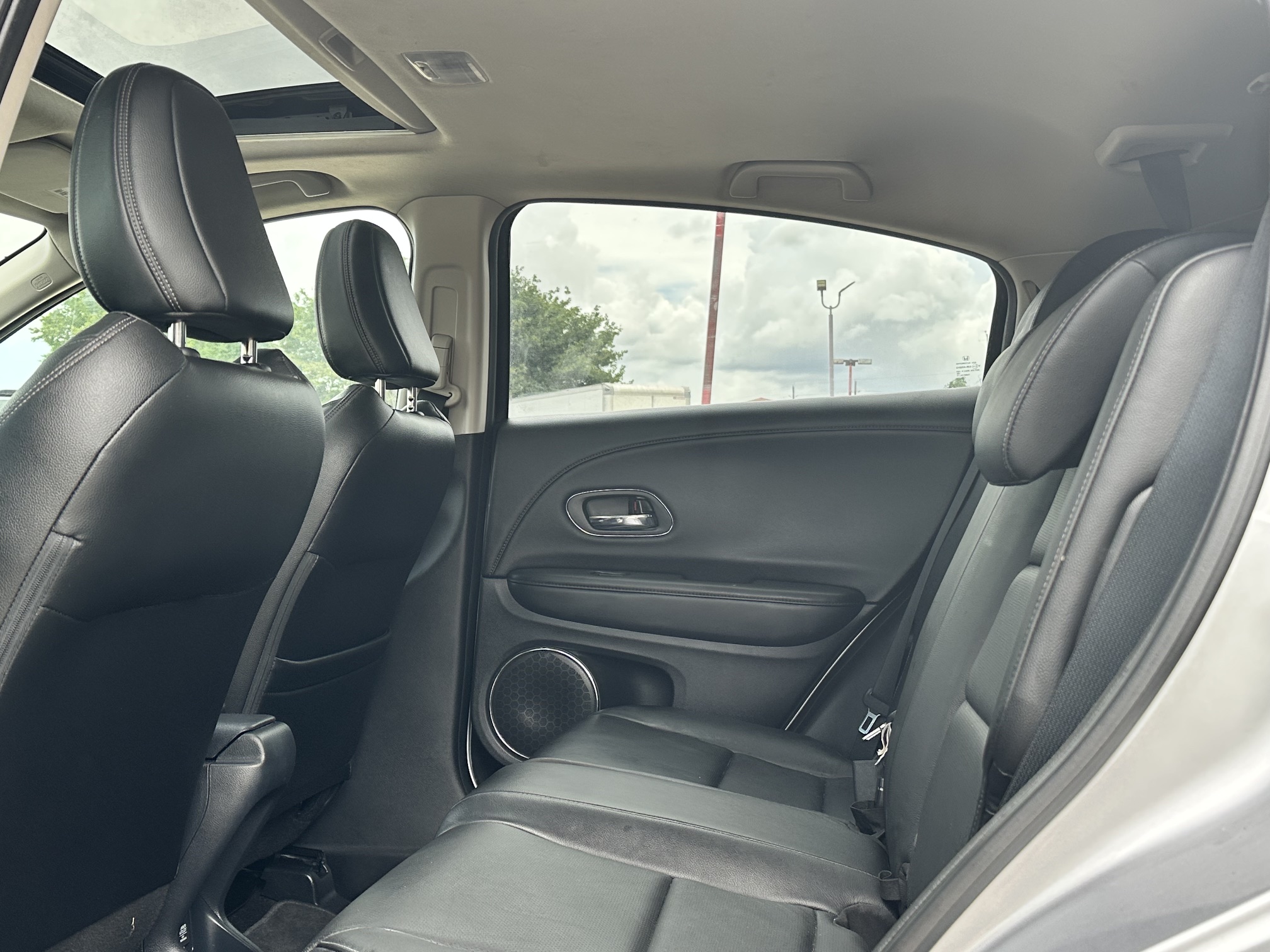 2019 HONDA HR-V TOURING used vehicle for sale in Houston