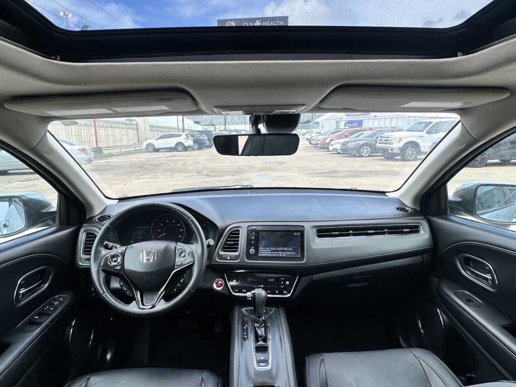 2019 HONDA HR-V TOURING used vehicle for sale in Houston