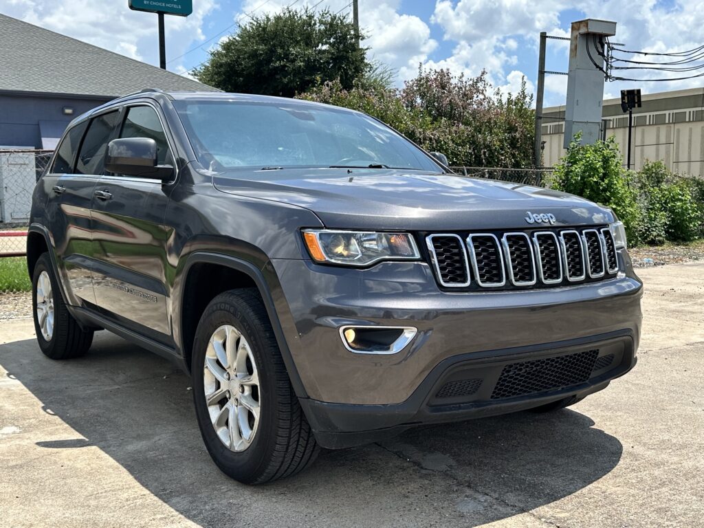 2021 JEEP GRAND CHEROKEE LAREDO used vehicle for sale in Houston