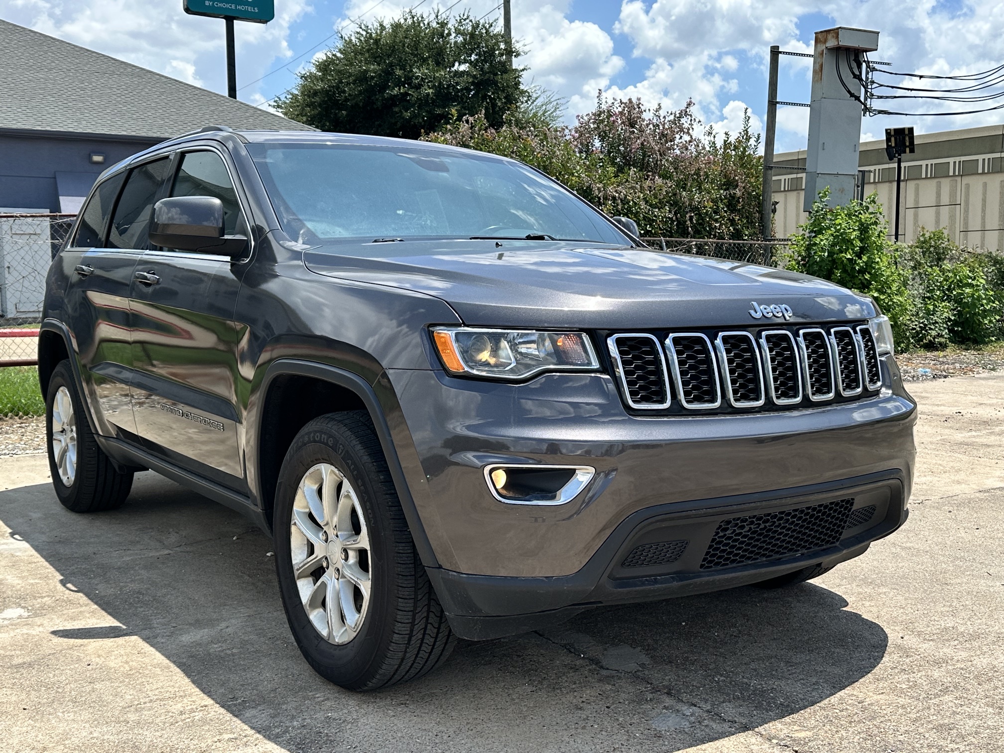 2021 JEEP GRAND CHEROKEE LAREDO used vehicle for sale in Houston