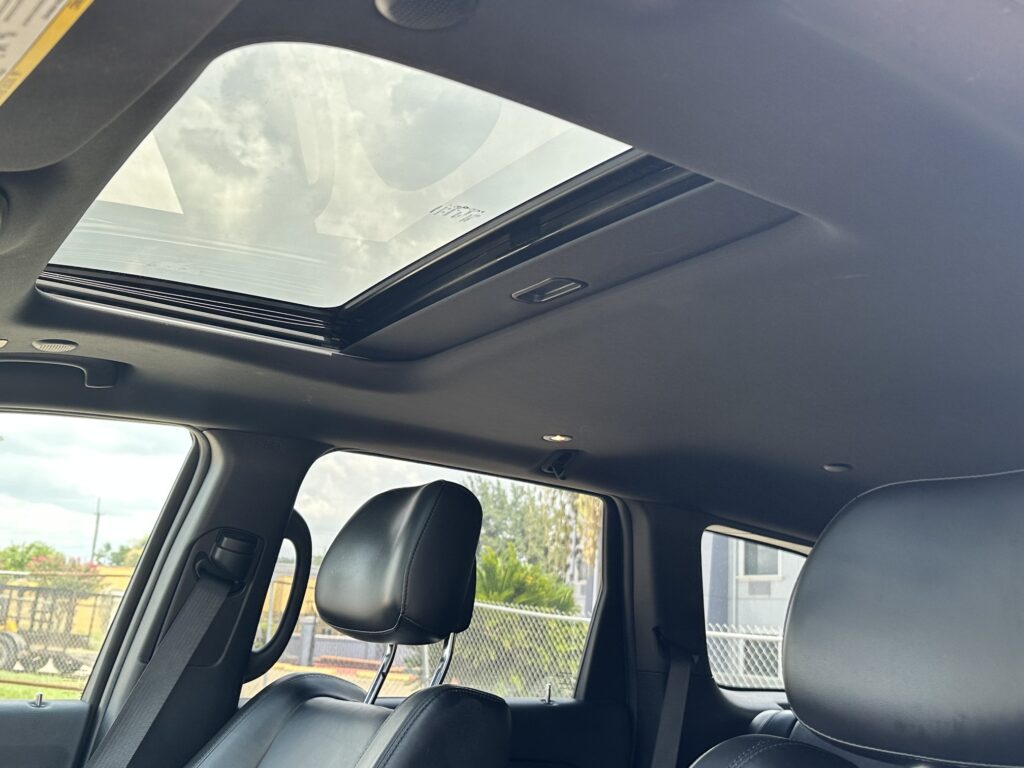 2021 JEEP GRAND CHEROKEE LAREDO used vehicle for sale in Houston