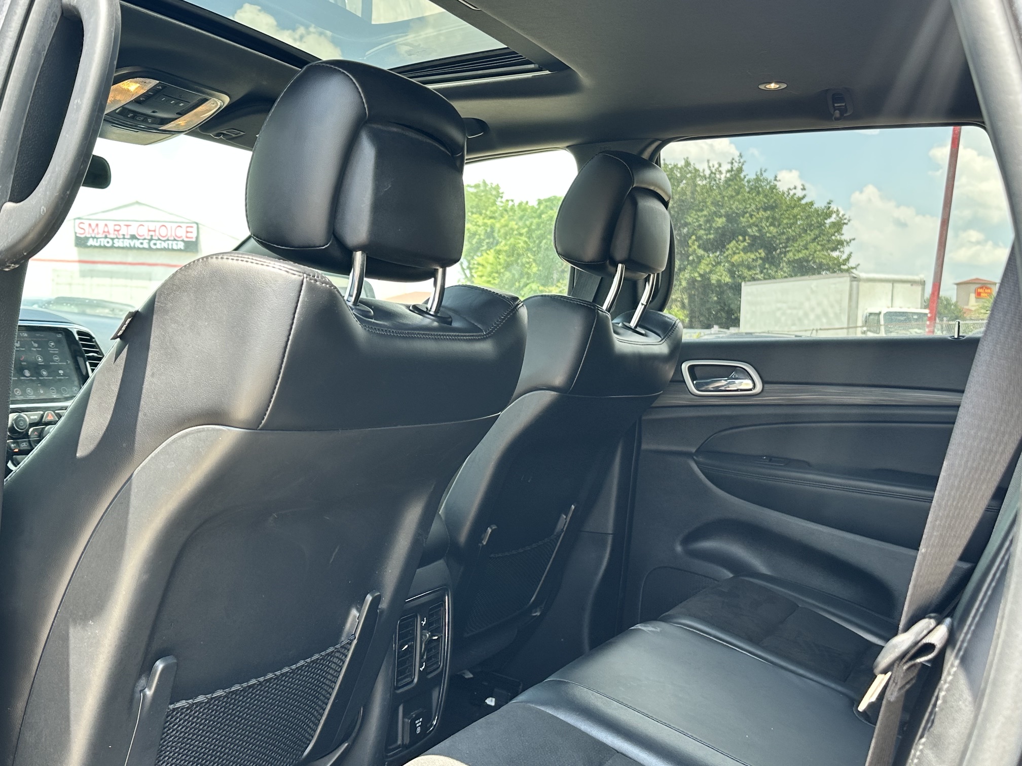 2021 JEEP GRAND CHEROKEE LAREDO used vehicle for sale in Houston