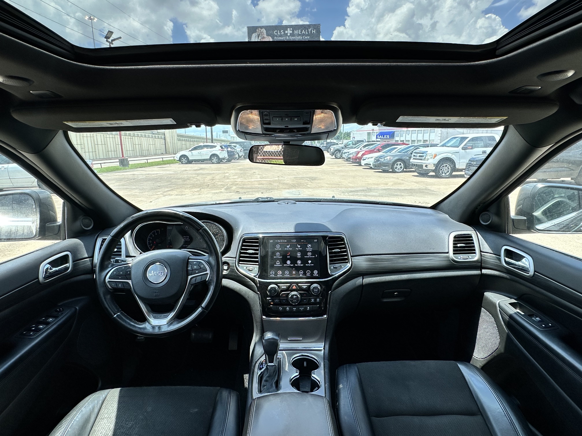 2021 JEEP GRAND CHEROKEE LAREDO used vehicle for sale in Houston