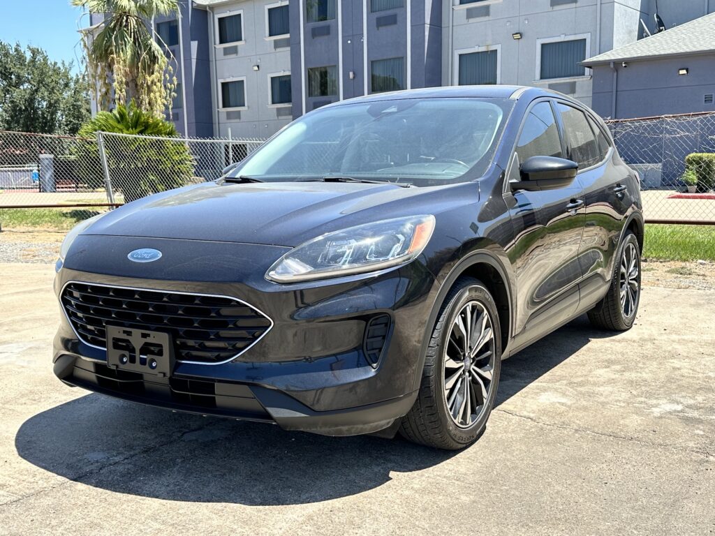 2021 FORD ESCAPE SE used vehicle for sale in Houston