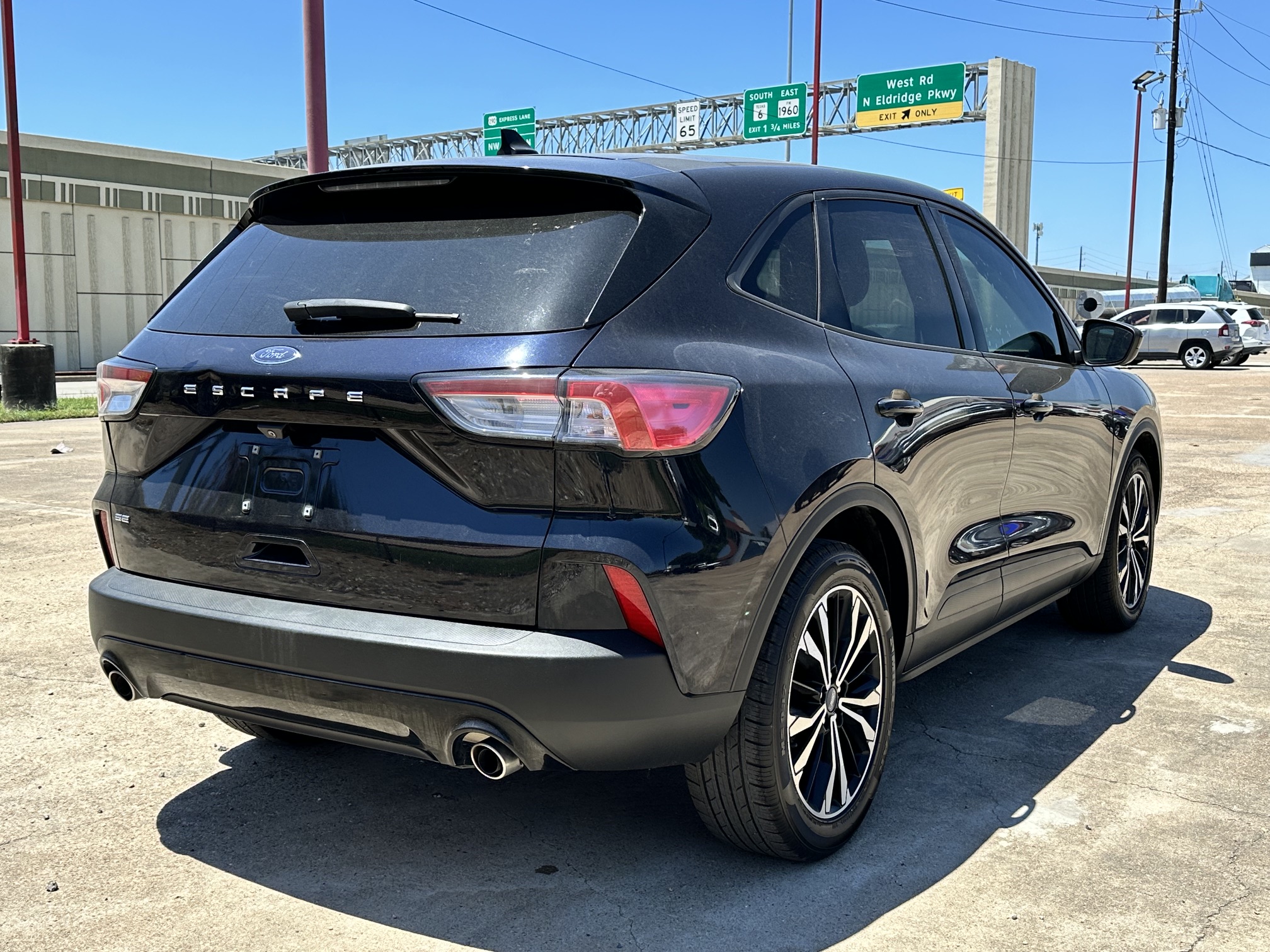 2021 FORD ESCAPE SE used vehicle for sale in Houston