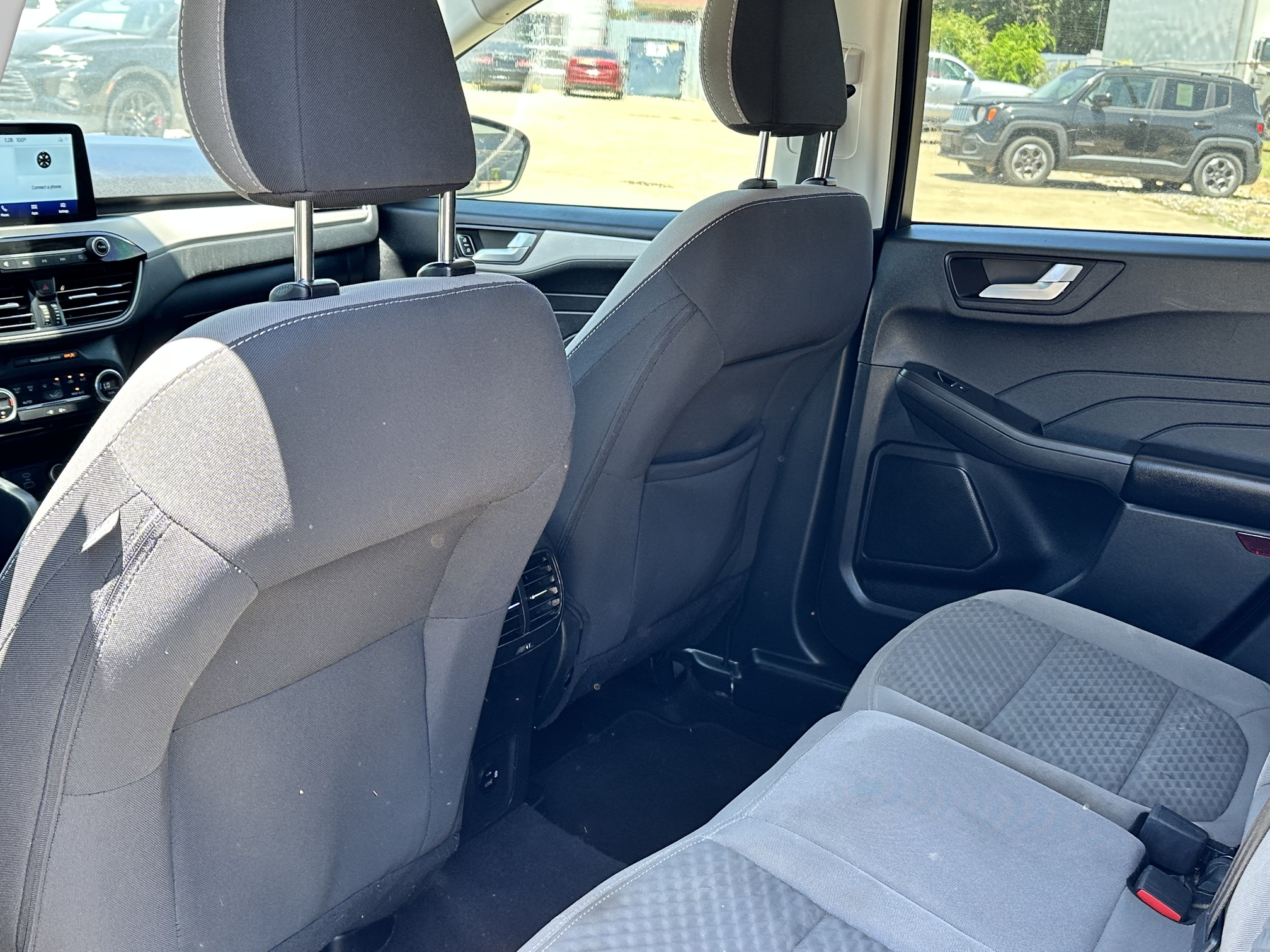 2021 FORD ESCAPE SE used vehicle for sale in Houston