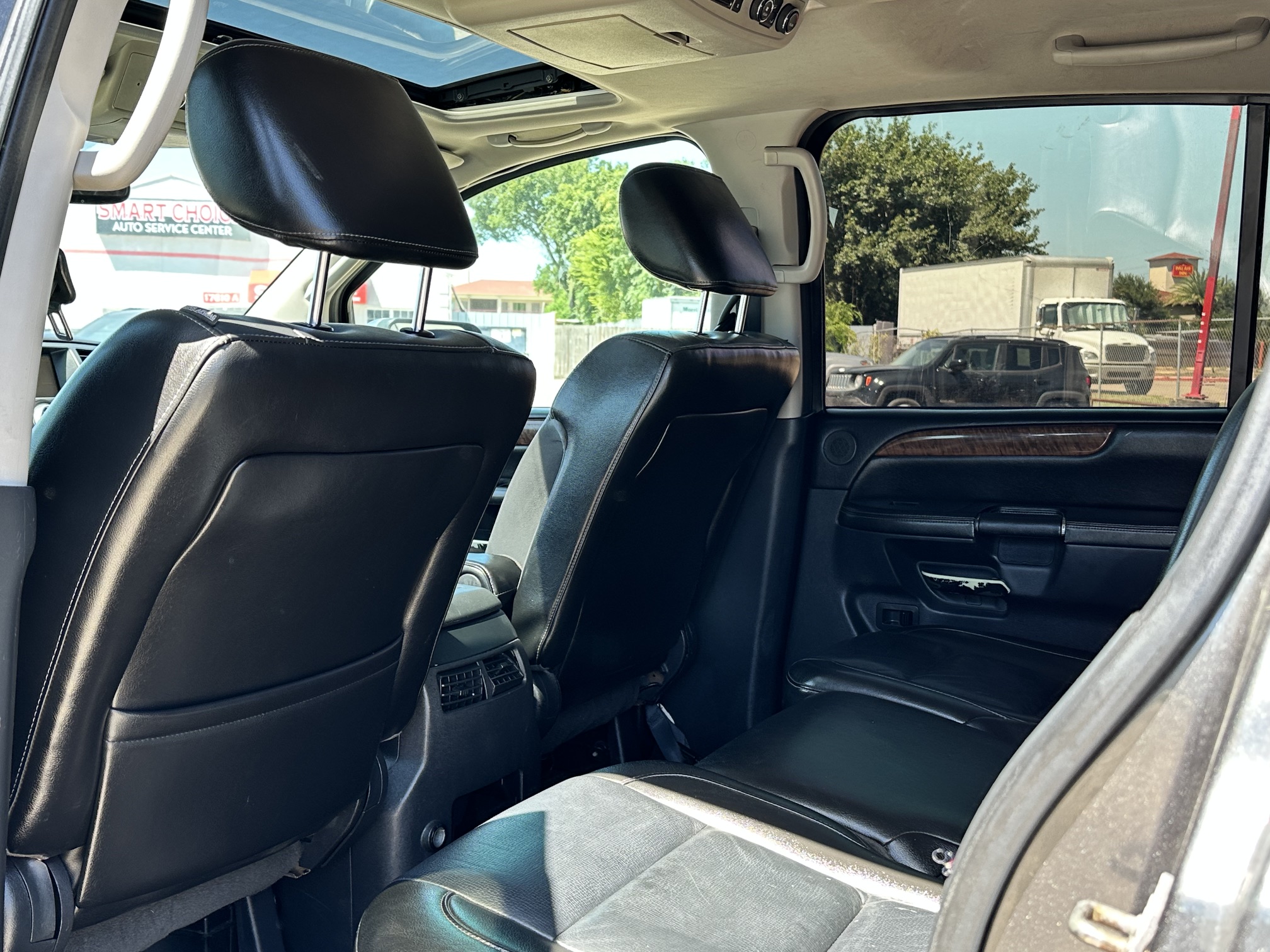 2010 NISSAN ARMADA PLATINUM used vehicle for sale in Houston
