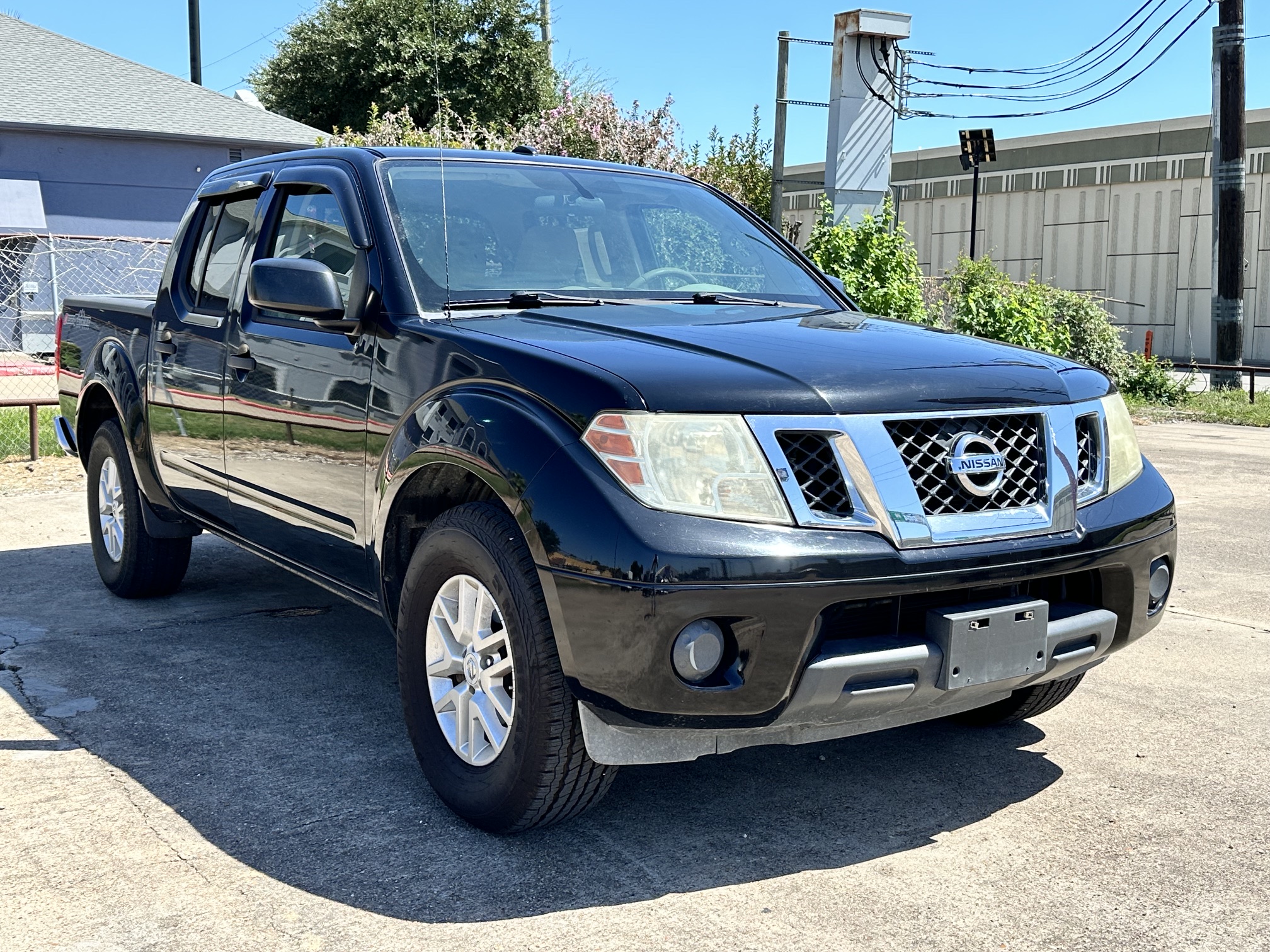 2015 NISSAN FRONTIER SV used vehicle for sale in Houston