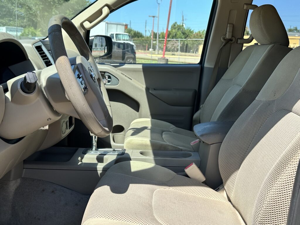 2015 NISSAN FRONTIER SV used vehicle for sale in Houston
