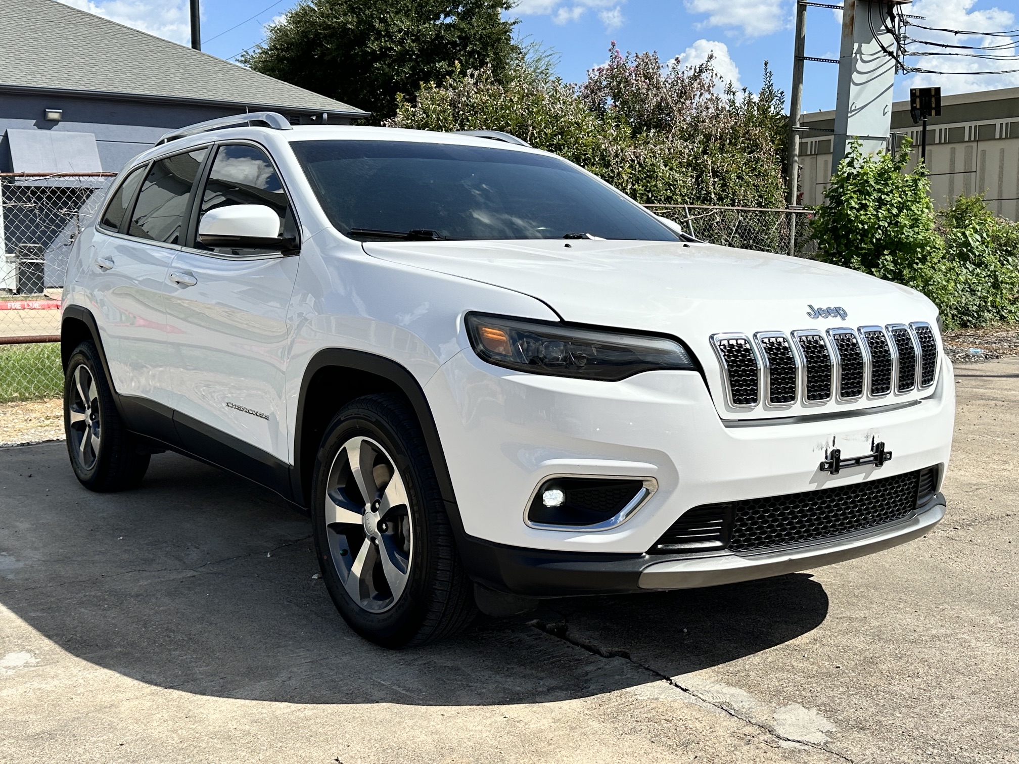 2020 JEEP CHEROKEE LIMITED used vehicle for sale in Houston