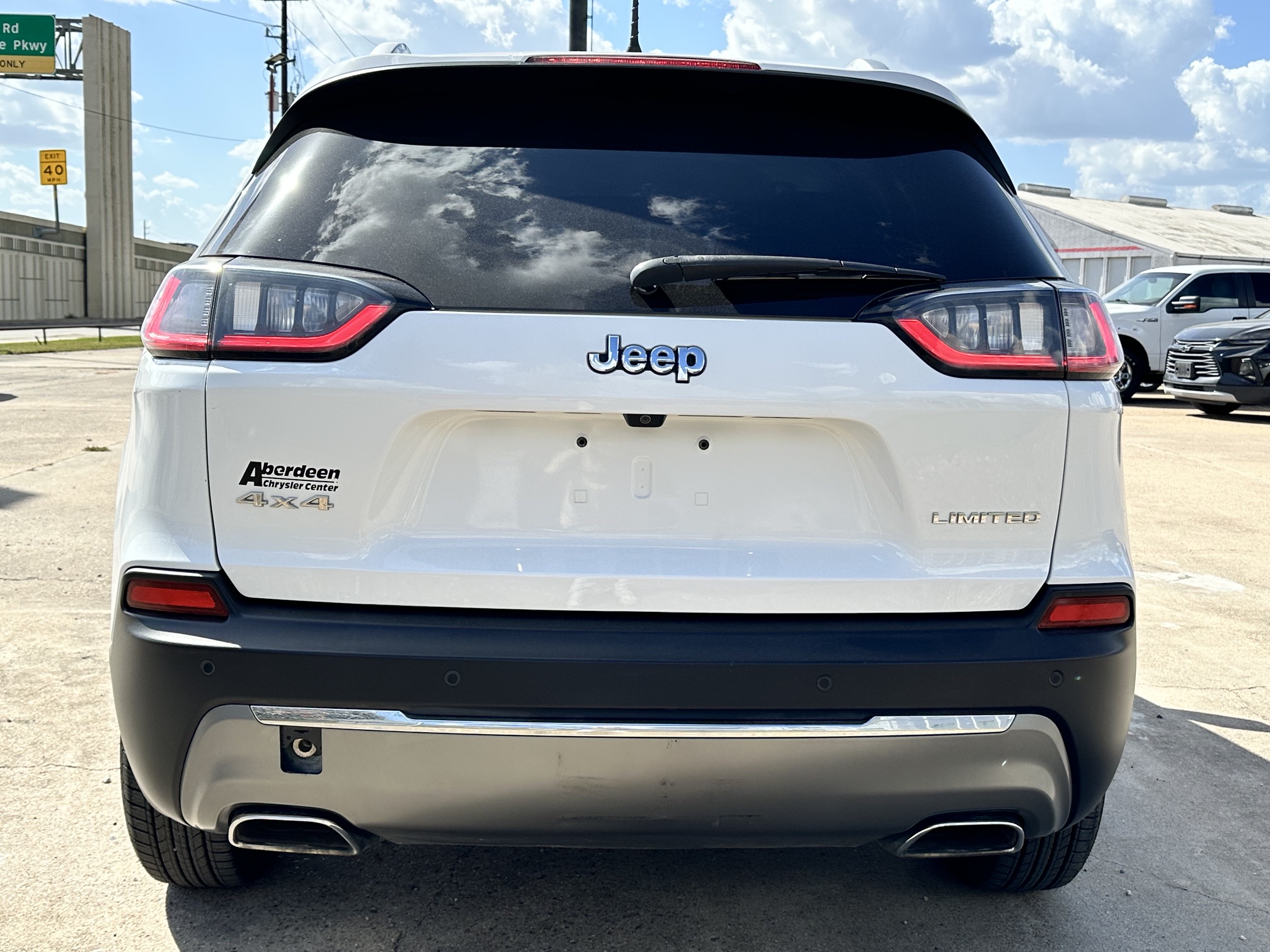 2020 JEEP CHEROKEE LIMITED used vehicle for sale in Houston