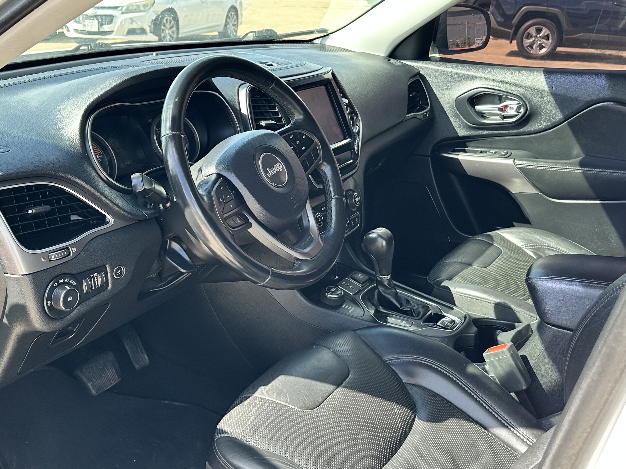 2020 JEEP CHEROKEE LIMITED used vehicle for sale in Houston