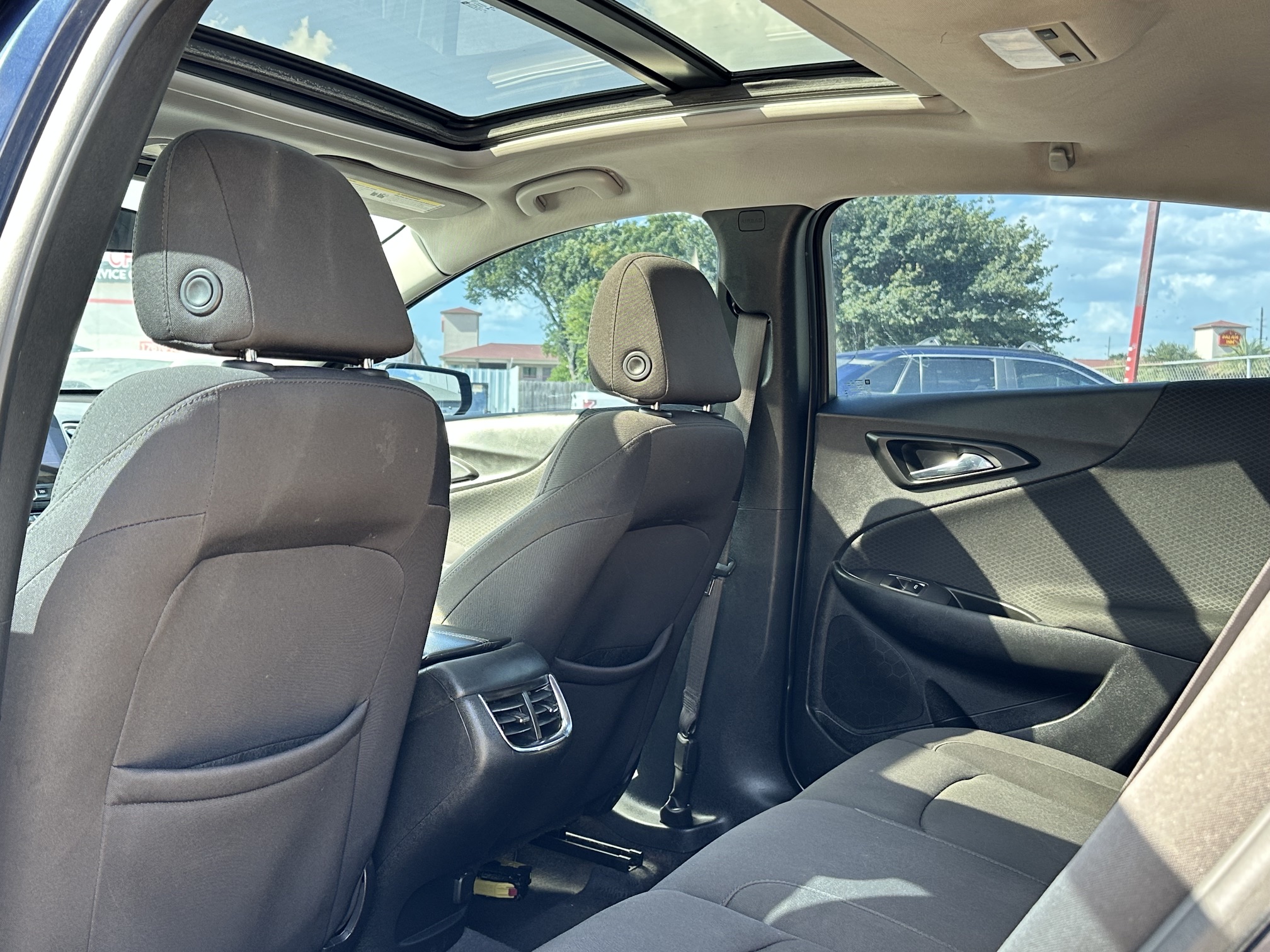 2021 CHEVY MALIBU LT used vehicle for sale in Houston