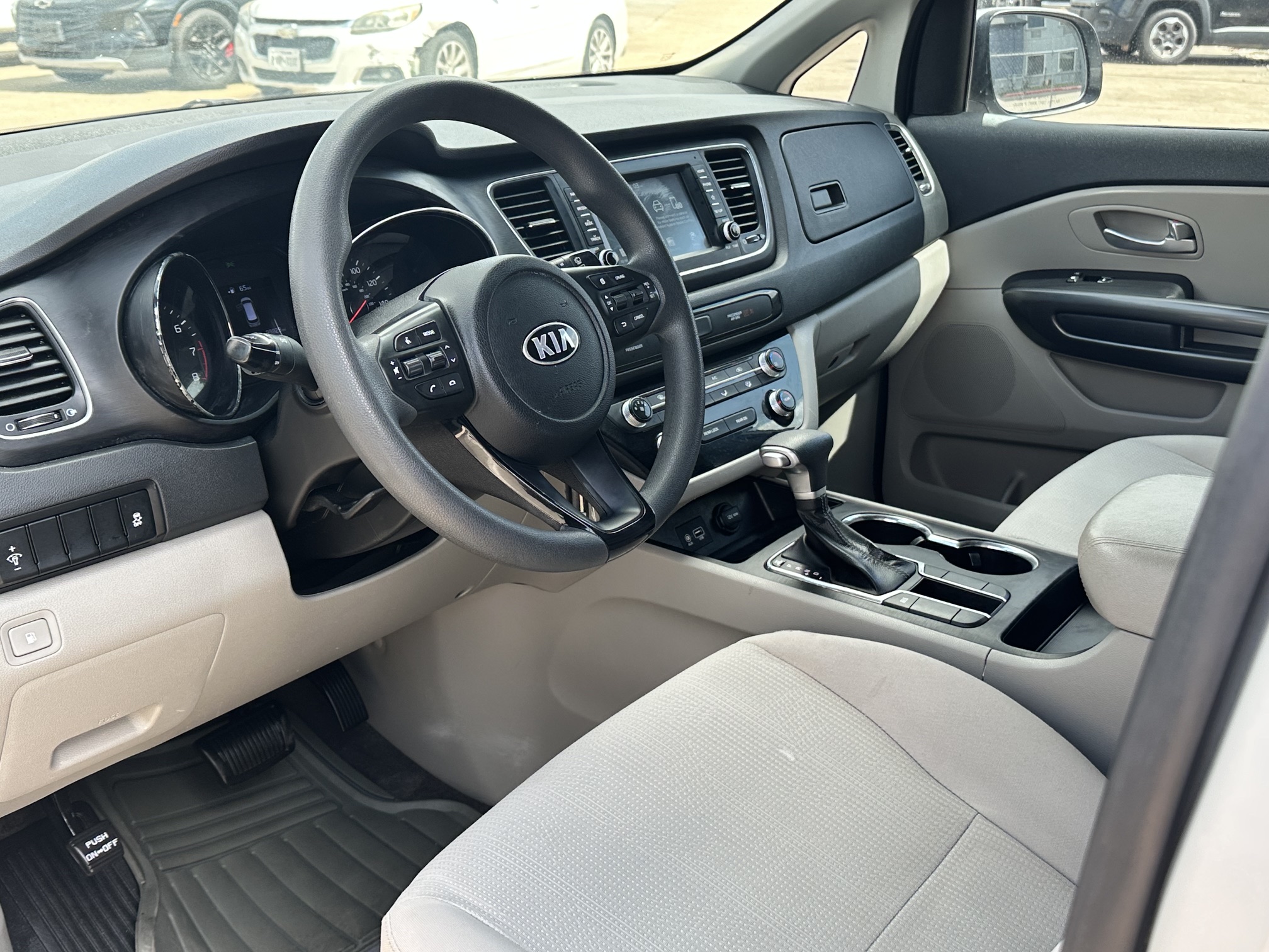 2021 KIA SEDONA LX used vehicle for sale in Houston