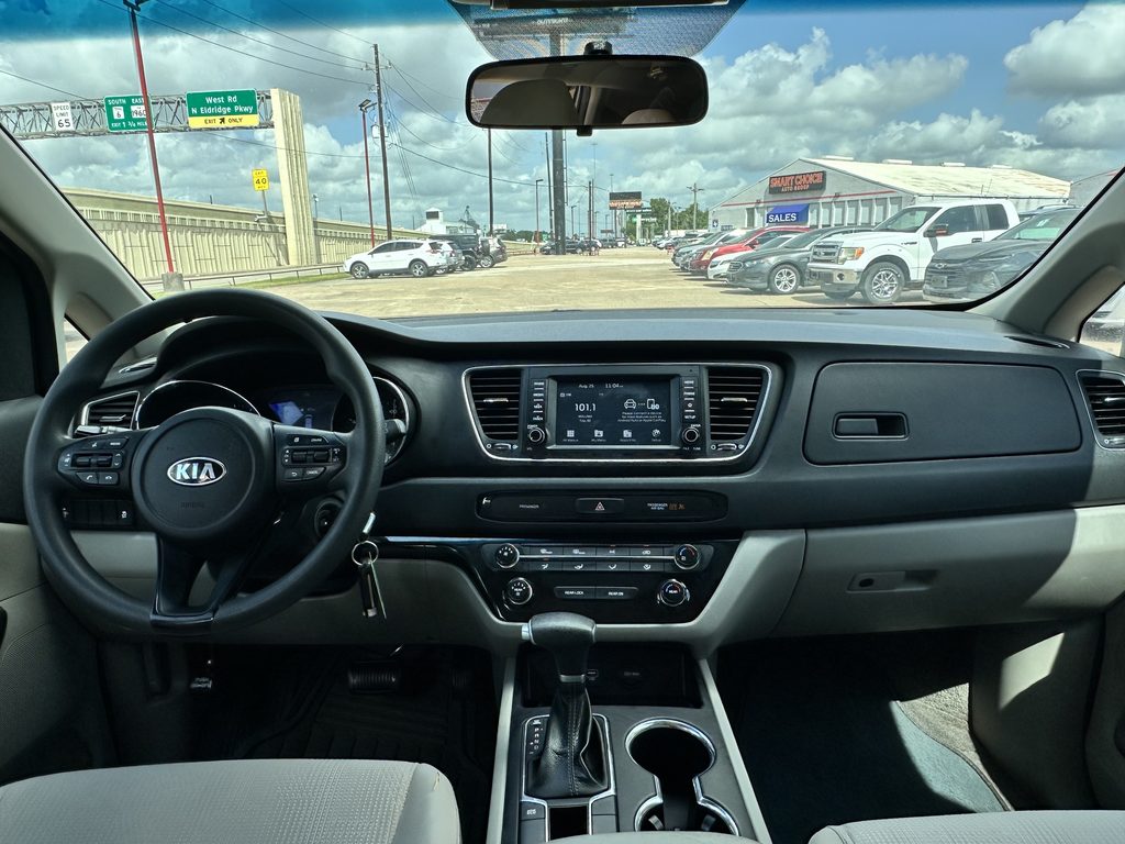 2021 KIA SEDONA LX used vehicle for sale in Houston