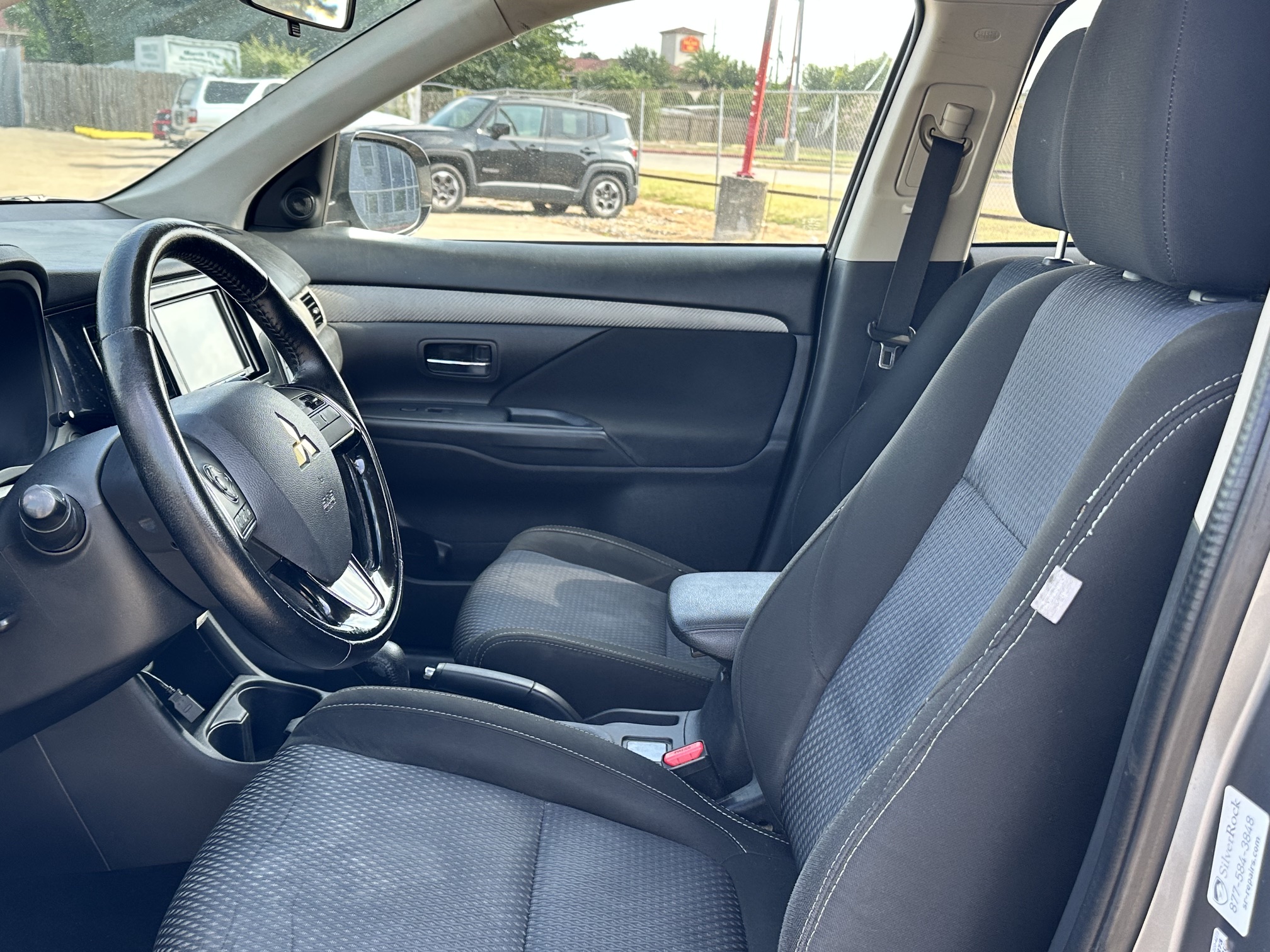 2016 MITSUBISHI OUTLANDER SE used vehicle for sale in Houston