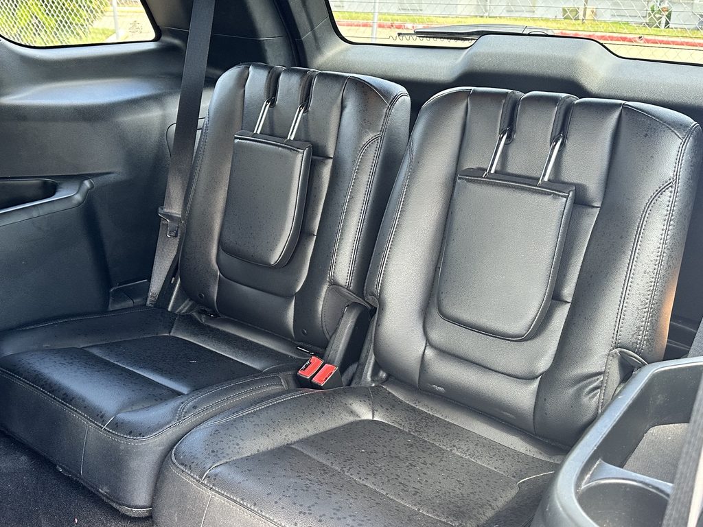 2019 FORD EXPLORER XLT used vehicle for sale in Houston