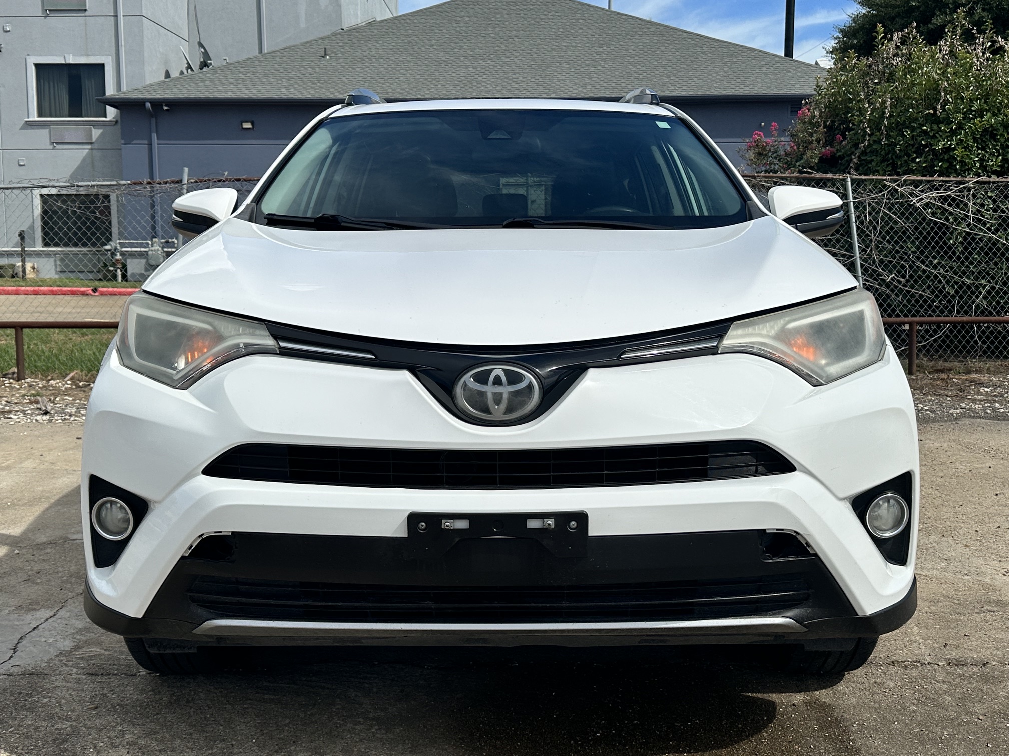 2018 TOYOTA RAV4 XLE used vehicle for sale in Houston