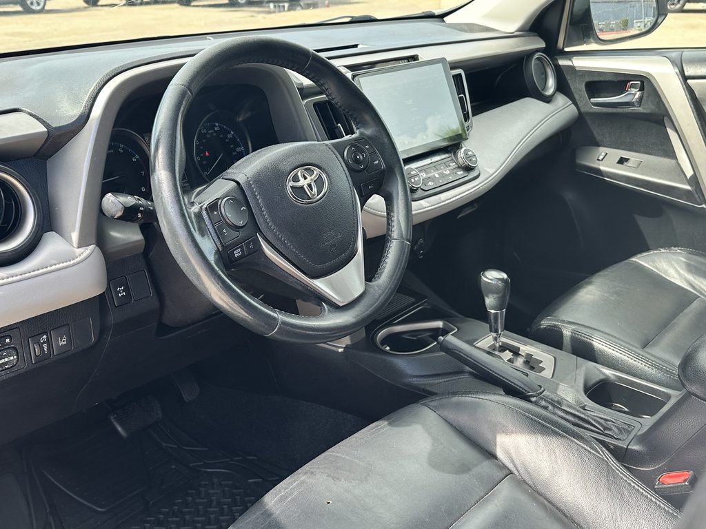 2018 TOYOTA RAV4 XLE used vehicle for sale in Houston