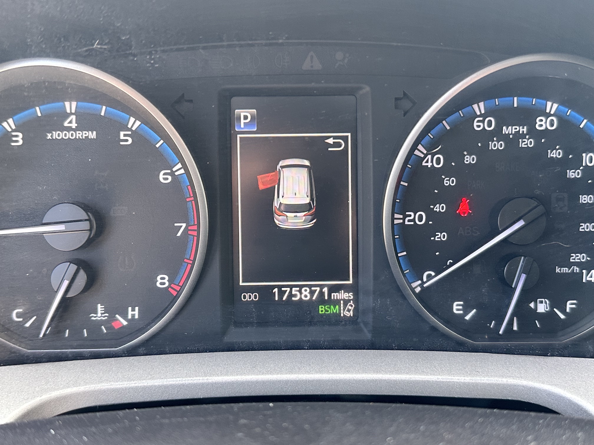 2018 TOYOTA RAV4 XLE used vehicle for sale in Houston