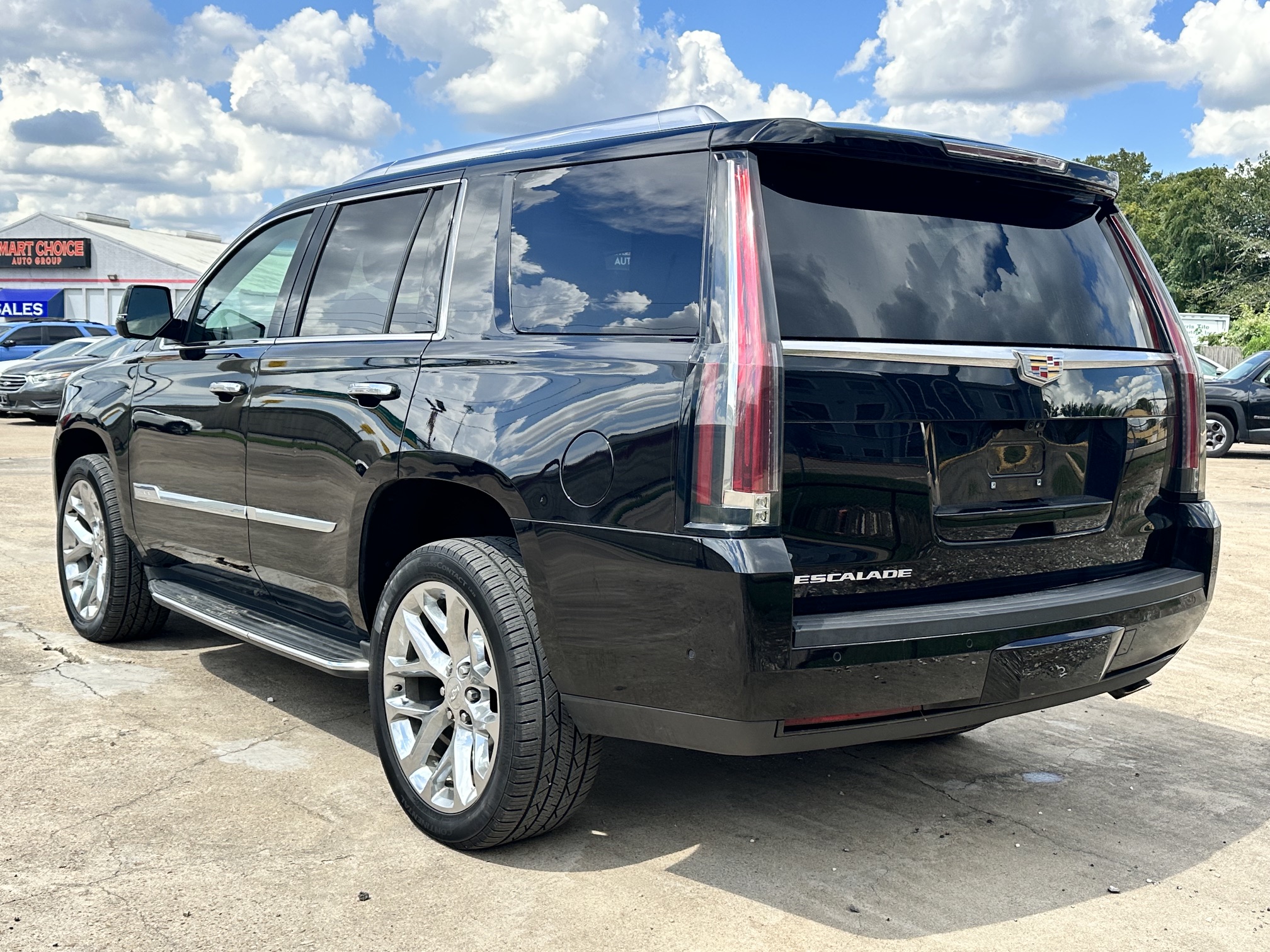 2017 CADILLAC ESCALADE used vehicle for sale in Houston