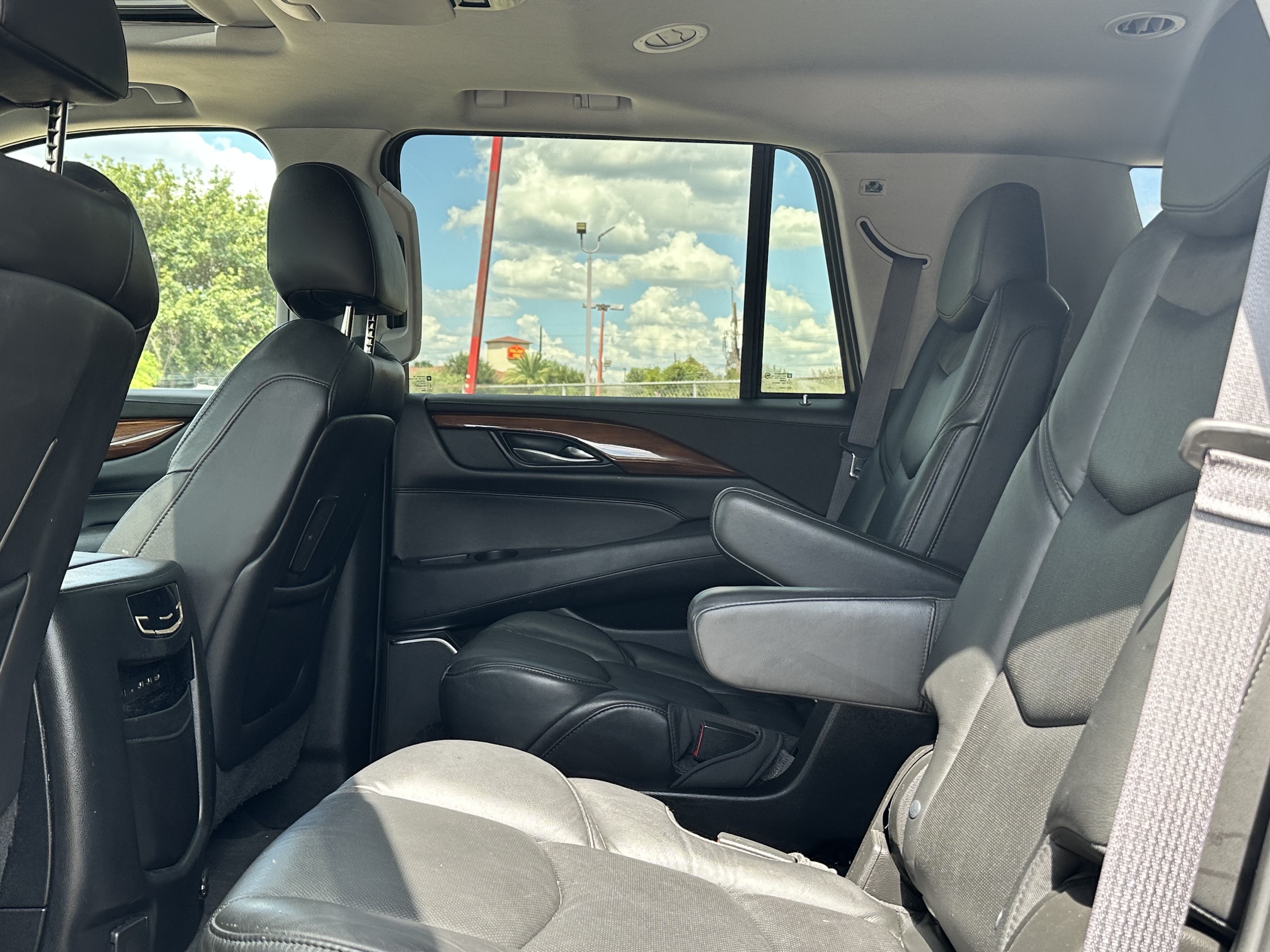 2017 CADILLAC ESCALADE used vehicle for sale in Houston