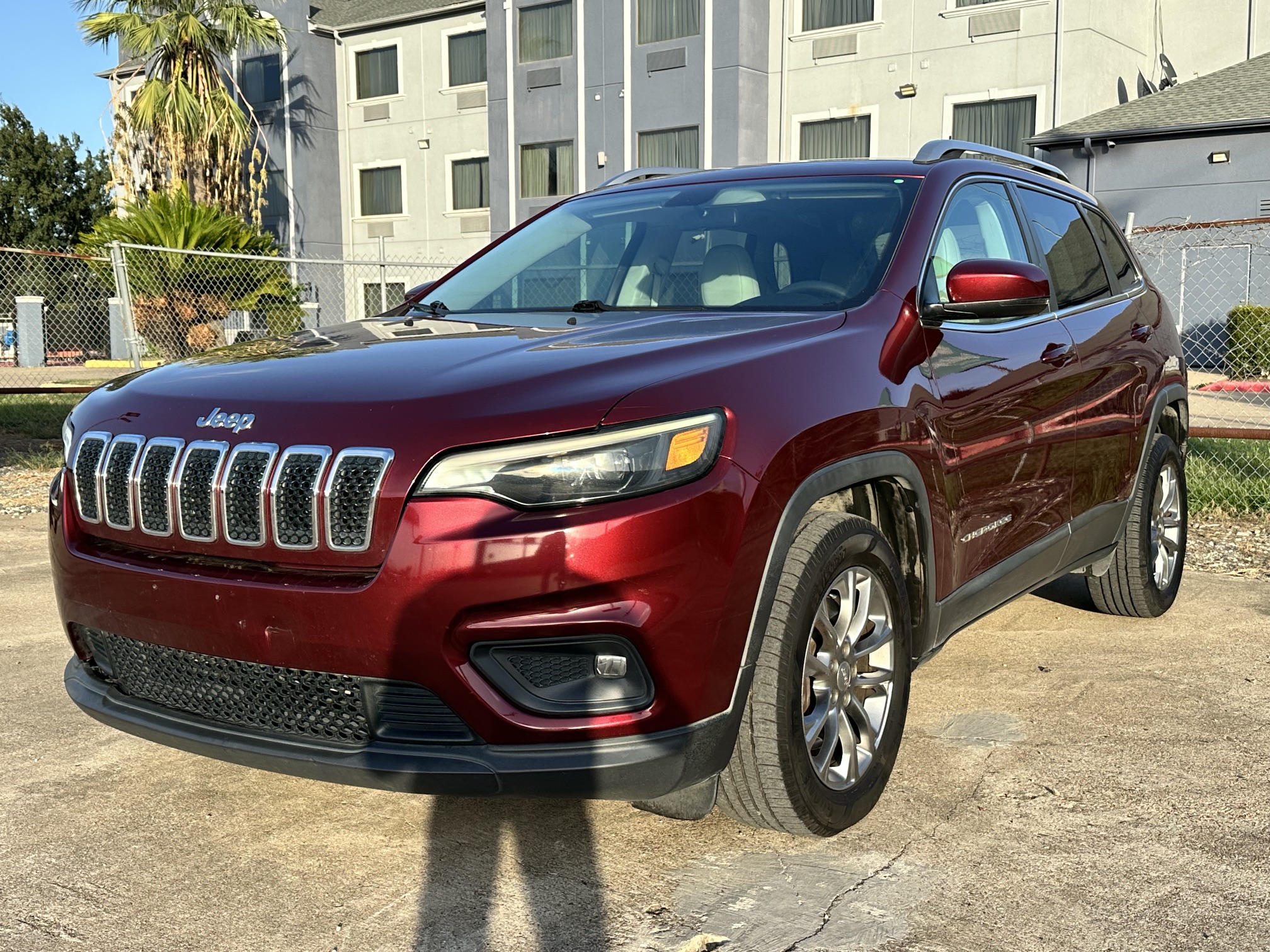 2020 JEEP CHEROKEE LATITUDE used vehicle for sale in Houston