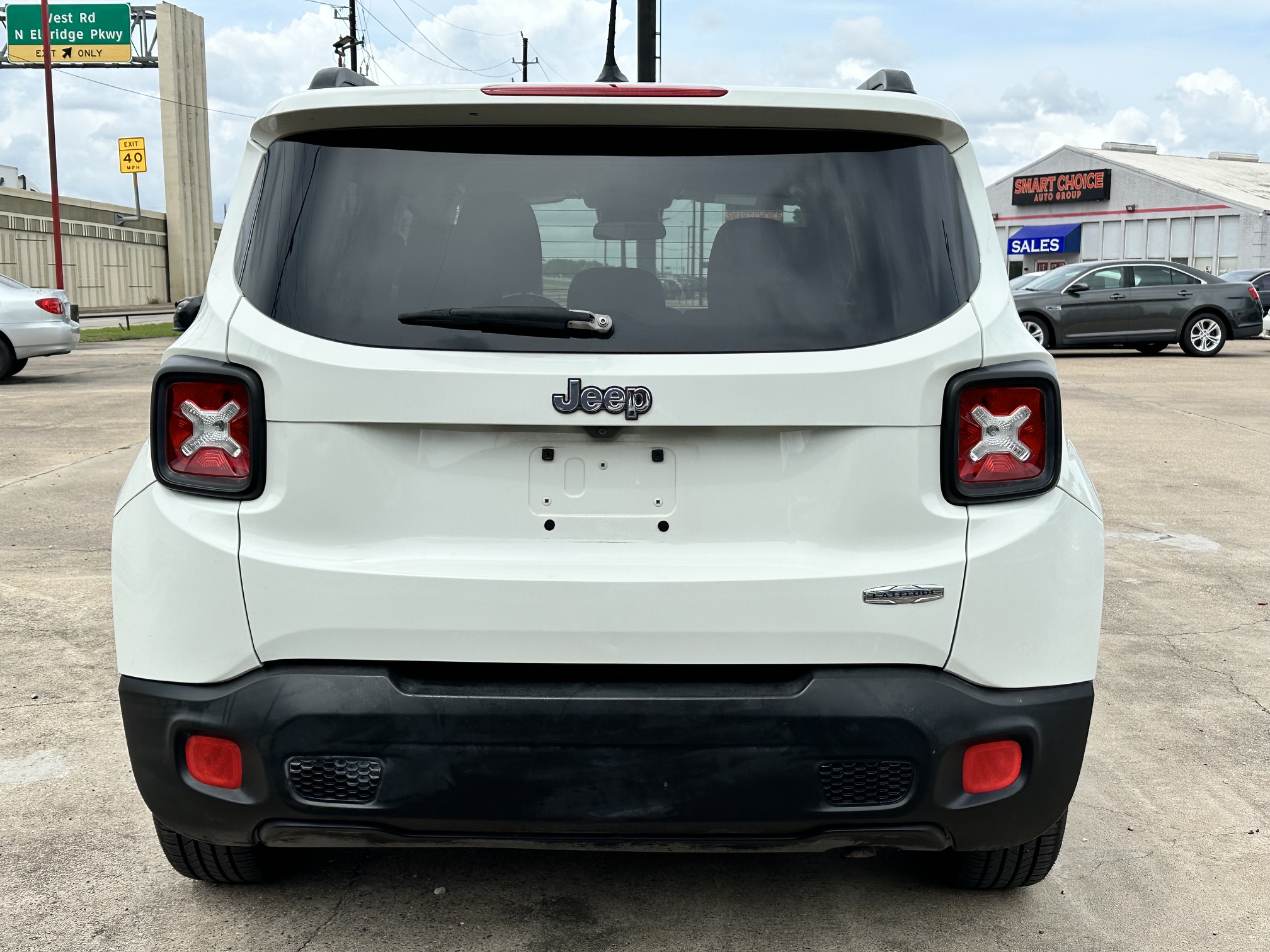 2015 JEEP RENEGADE LATITUDE used vehicle for sale in Houston